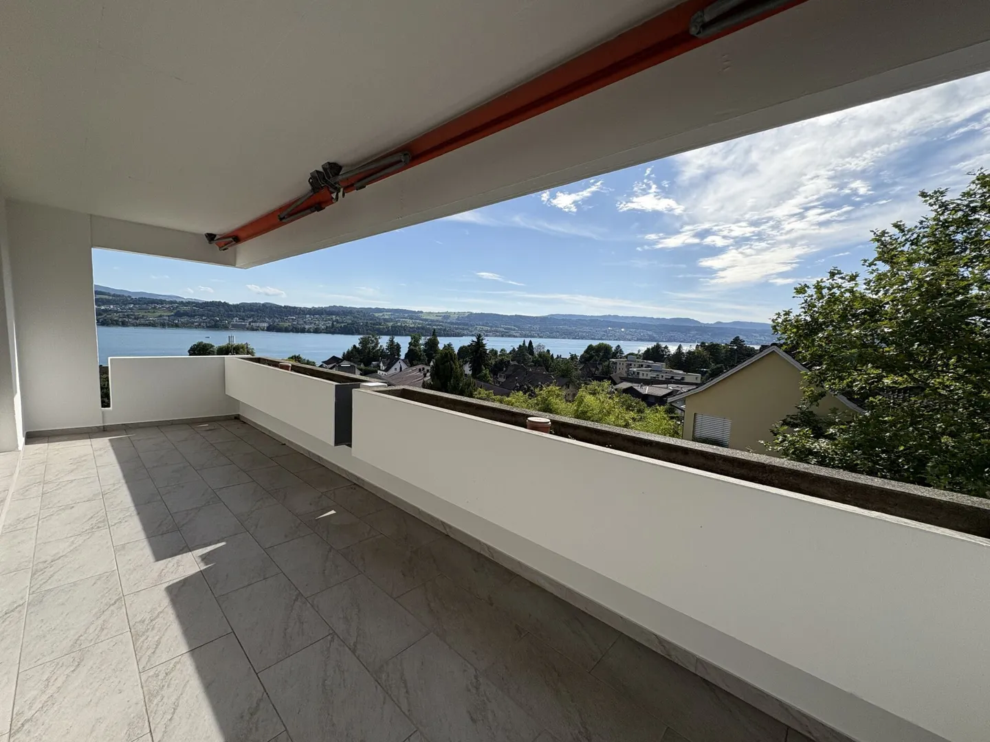 Prima occupazione dopo ristrutturazione - Vivere sul lago di Zurigo - Foto 2 di 10