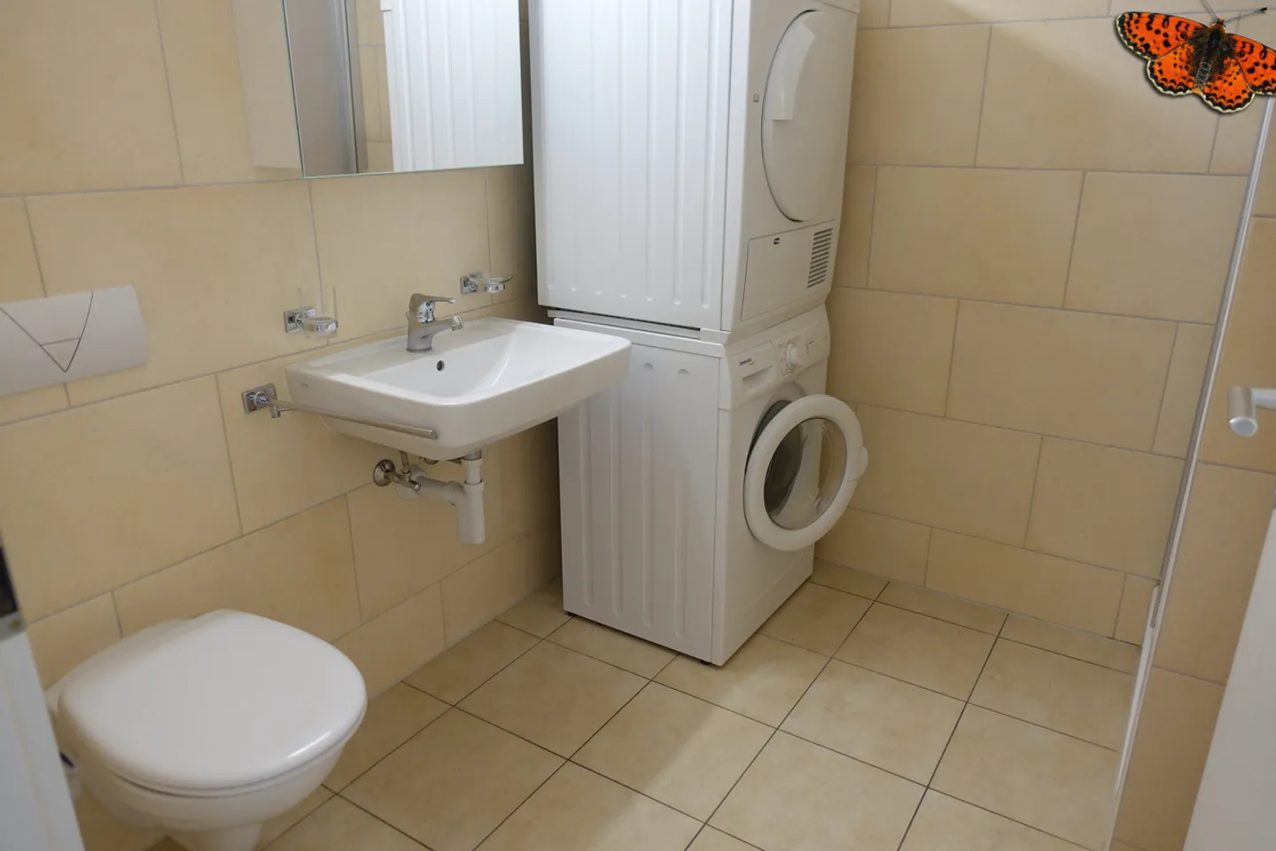 CHARMANTE 4 ½ ZIMMER - Mit großem Balkon und nur wenige Schritte von der Schule entfernt! - Foto 5 von 7