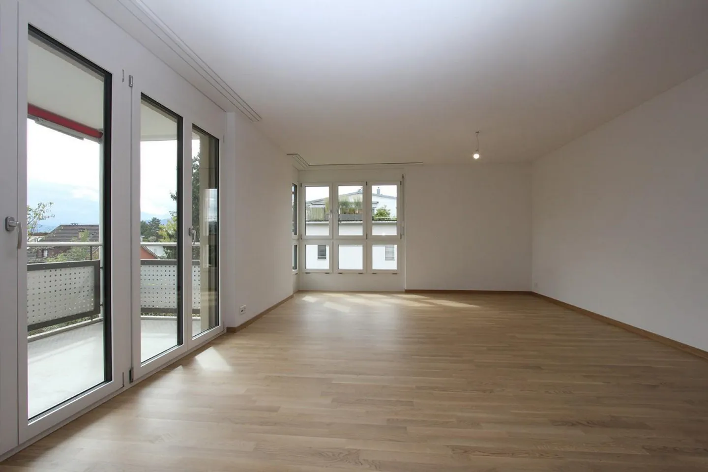 Erstvermietung nach Kernsanierung - noch 2 freie 4½-Zimmerwohnungen - Foto 1 von 11