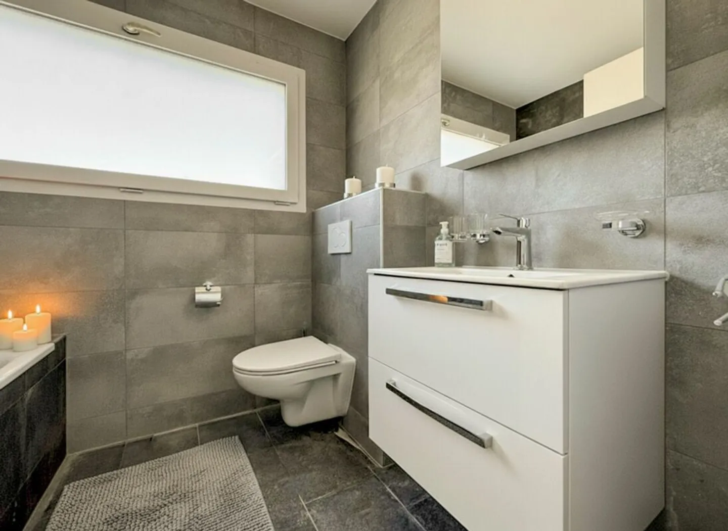 Individual villa with 4.5 rooms and beautiful view of the plain. - Photo 5 of 12