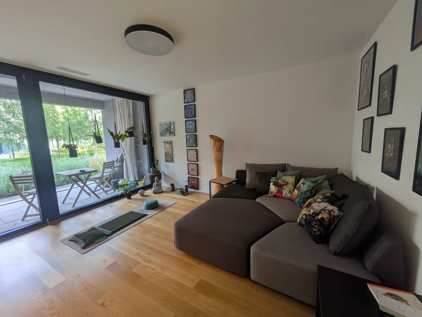 Appartamento Moderno Vicino alla Città - Foto 1 di 7