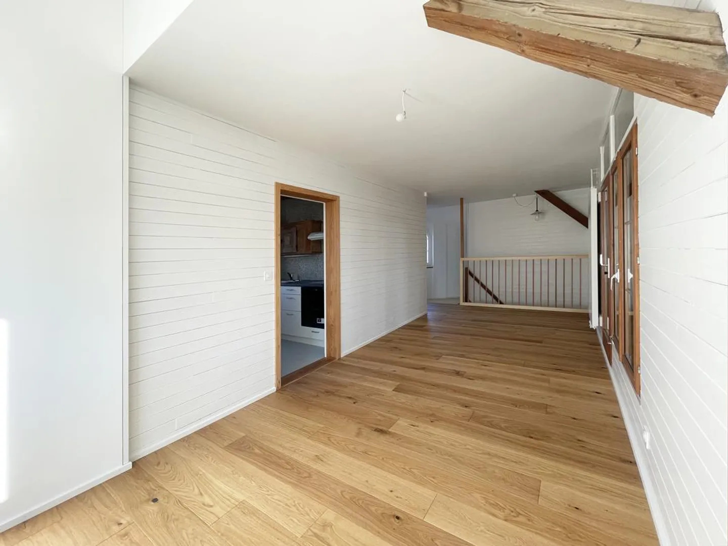 Appartamento attico unico, vecchie strutture in un nuovo abito. - Foto 5 di 11