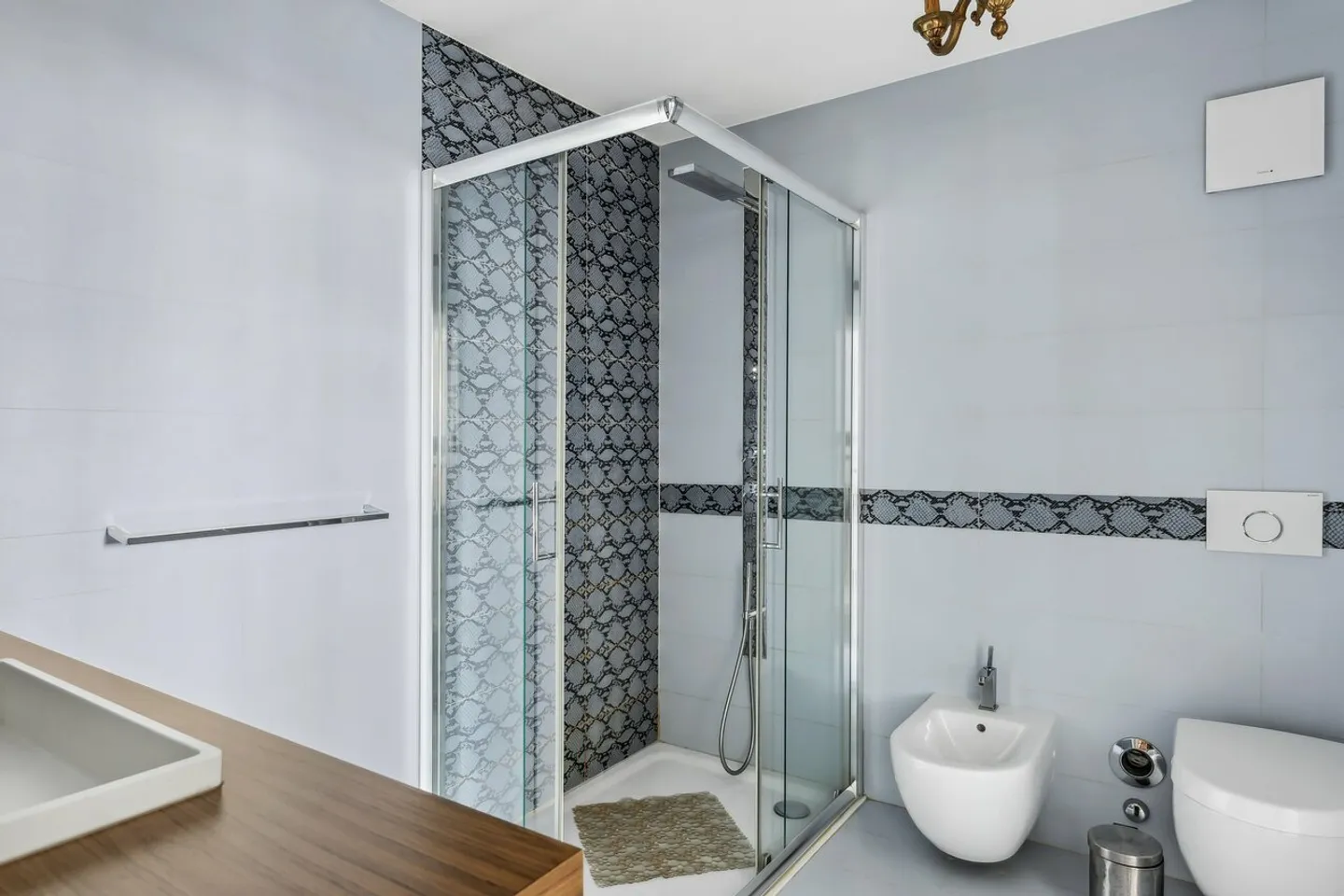 Im Stadtzentrum, geräumige, moderne Wohnung mit 2 Balkonen - Foto 14 von 16