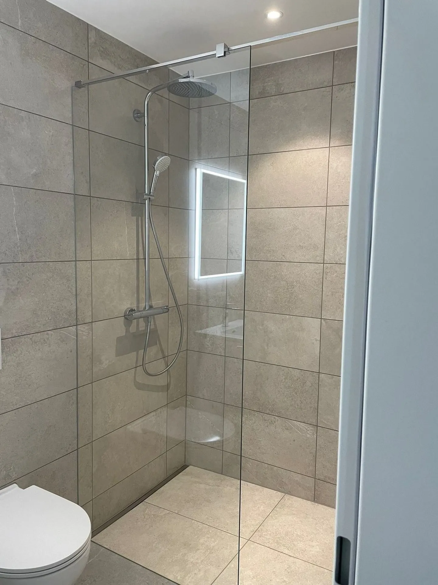 Modern 3.5-room apartment with balcony in a quiet location in Zwingen - Photo 6 of 15