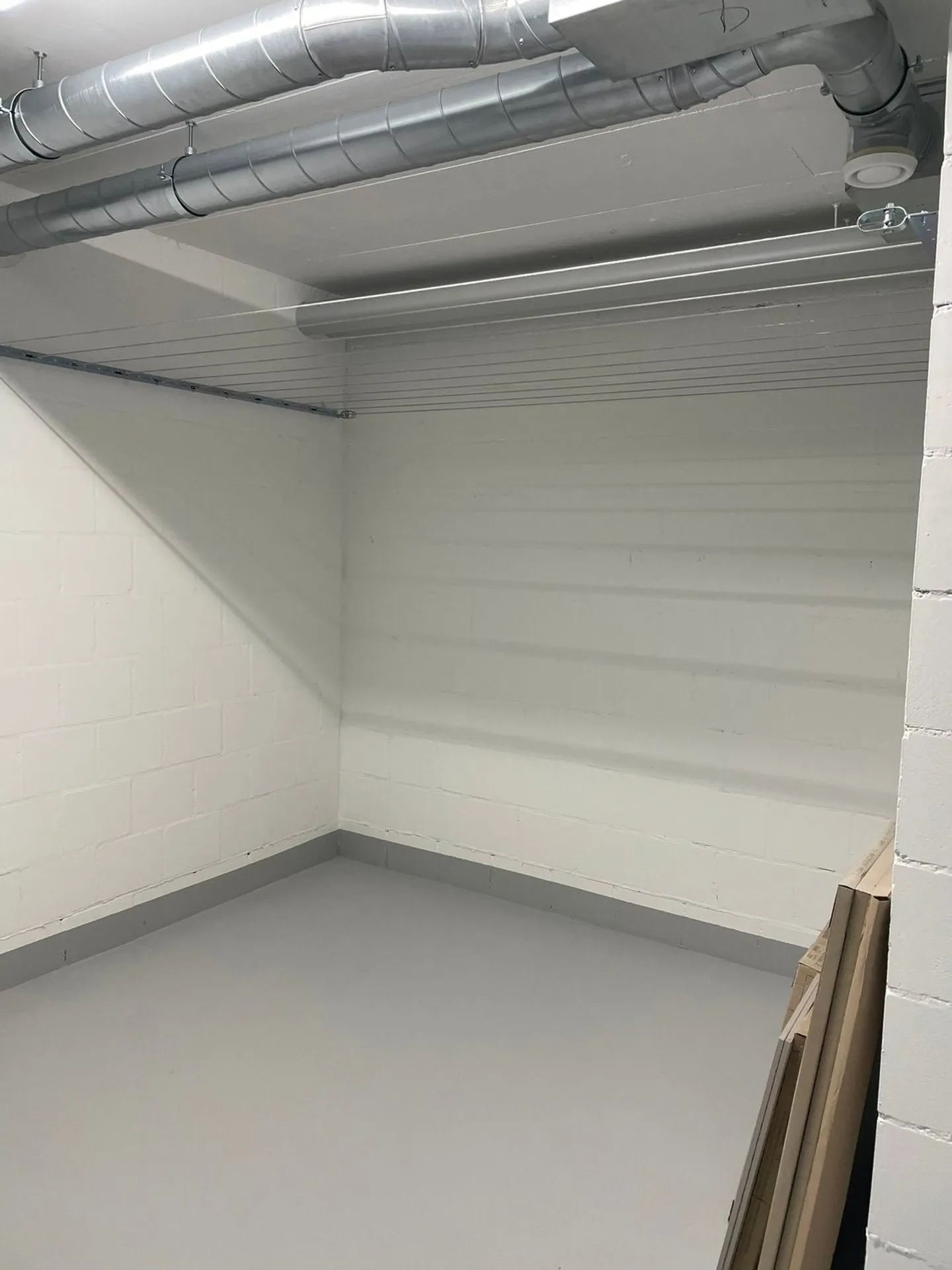 Modern 3.5-room apartment with balcony in a quiet location in Zwingen - Photo 11 of 15