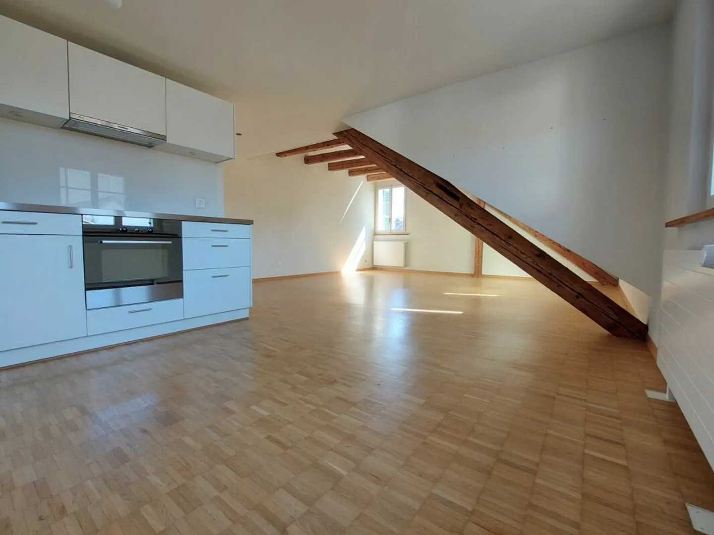 Belle appartement sous les combles dans la vieille ville - Photo 5 sur 12