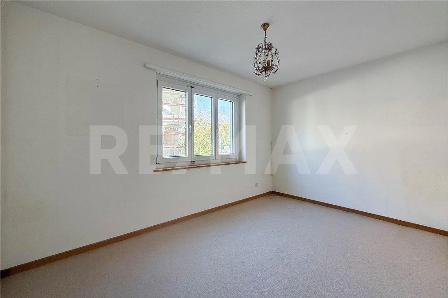 3.5 Room Apartment - Photo 7 of 12