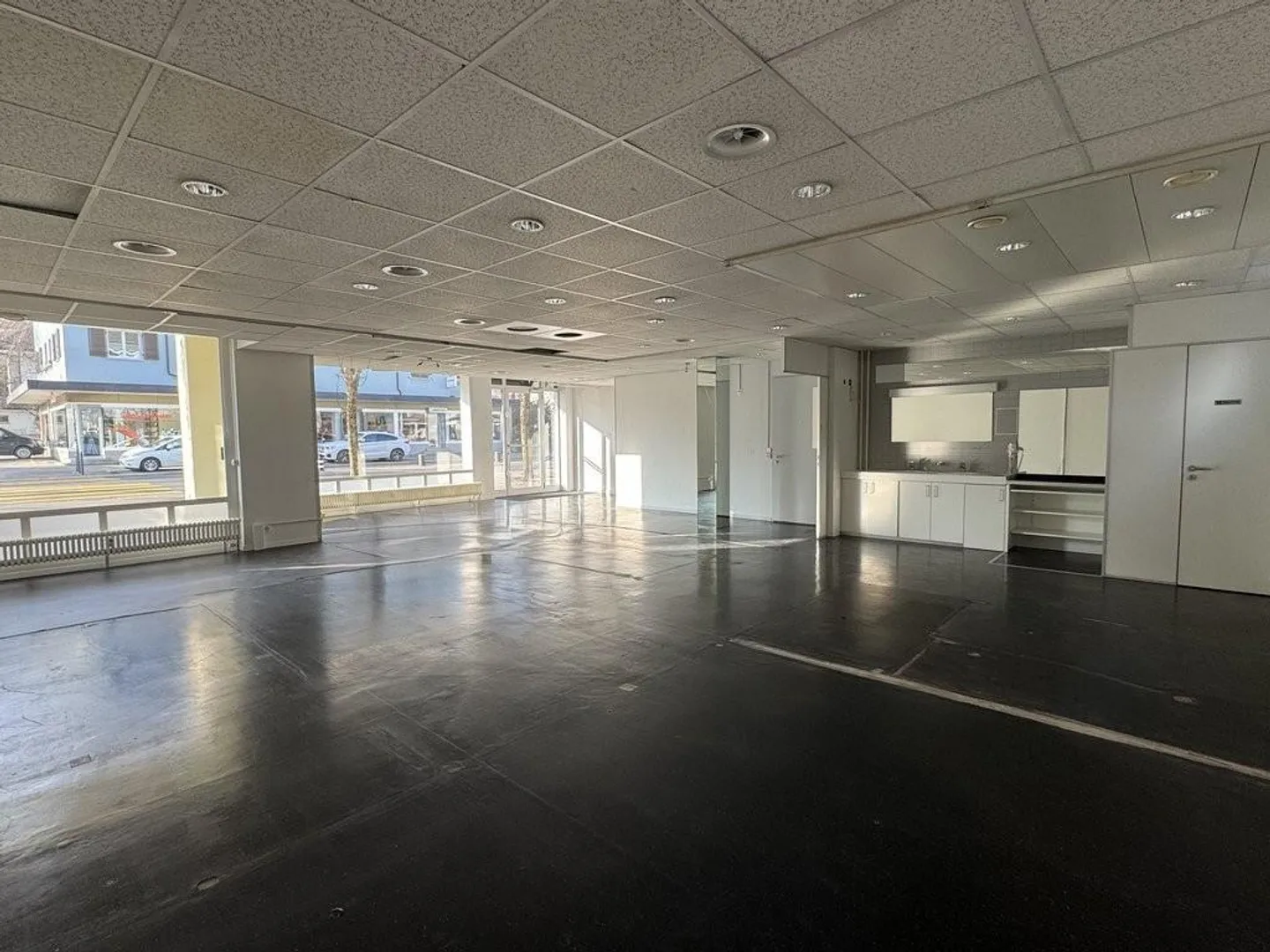 Your new business location in the best area of Wabern! - Photo 5 of 10