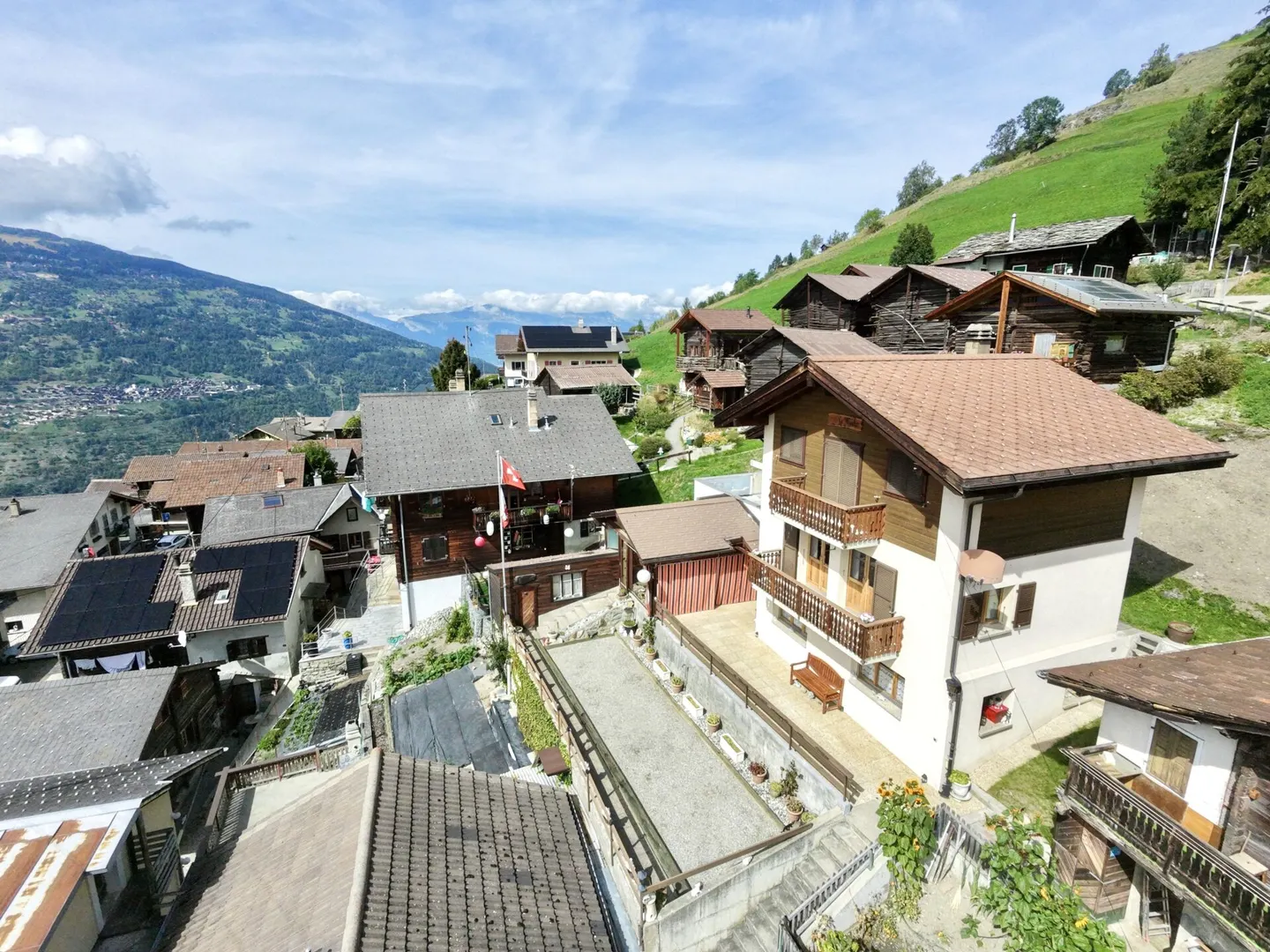 5,5-Zimmer-Haus auf 3 Ebenen mit großer Terrasse in St-Martin - Foto 11 von 36