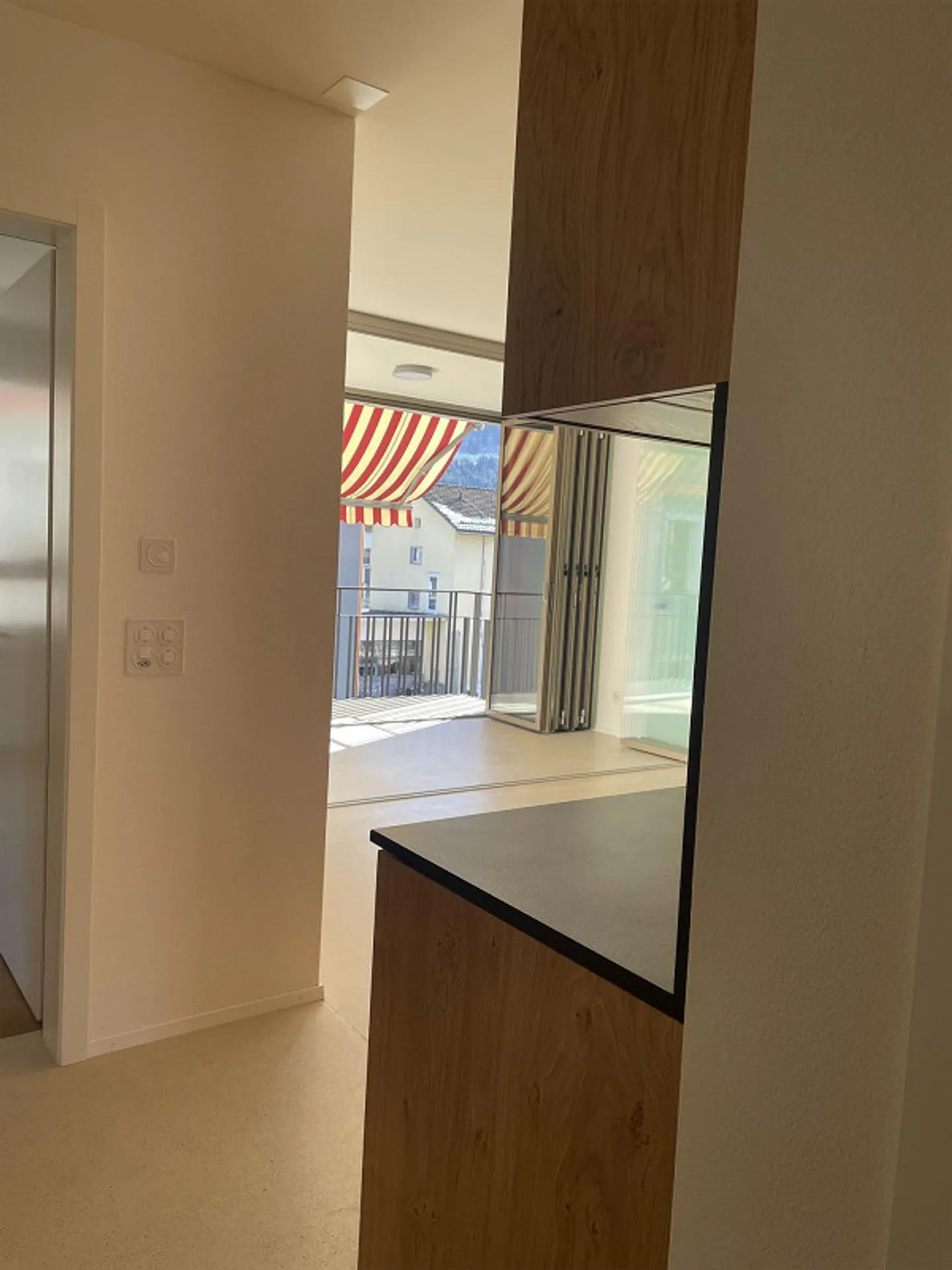 Newly built 4.5 room apartment, 2 minutes walk to the train station - Photo 7 of 11