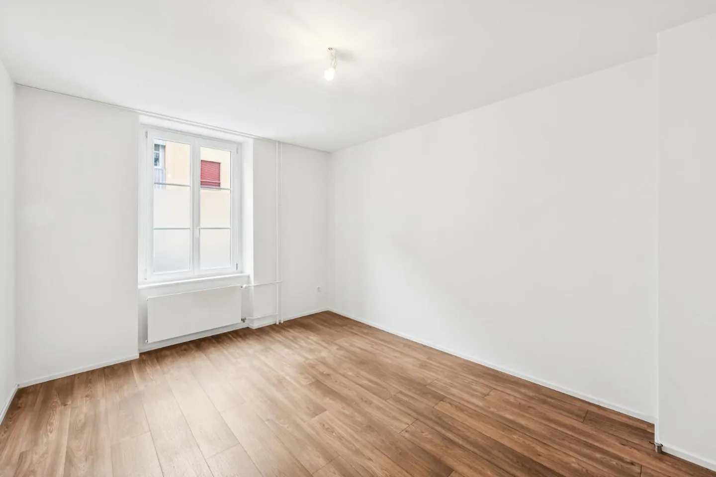 Beautiful Living in Kleinbasel - Photo 6 of 8