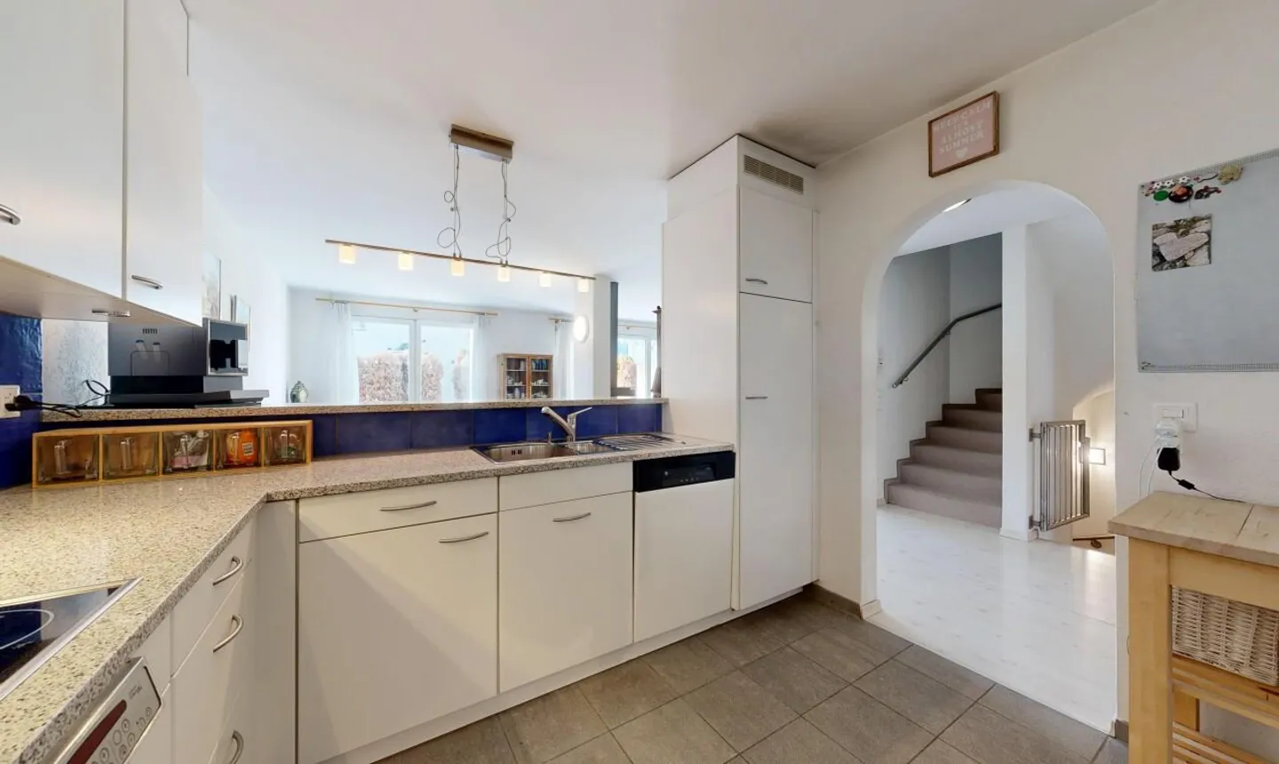 «5.5-Zimmer-Duplex-Wohnung mit Garten, Sonnig und Ruhig» - Foto 4 von 11