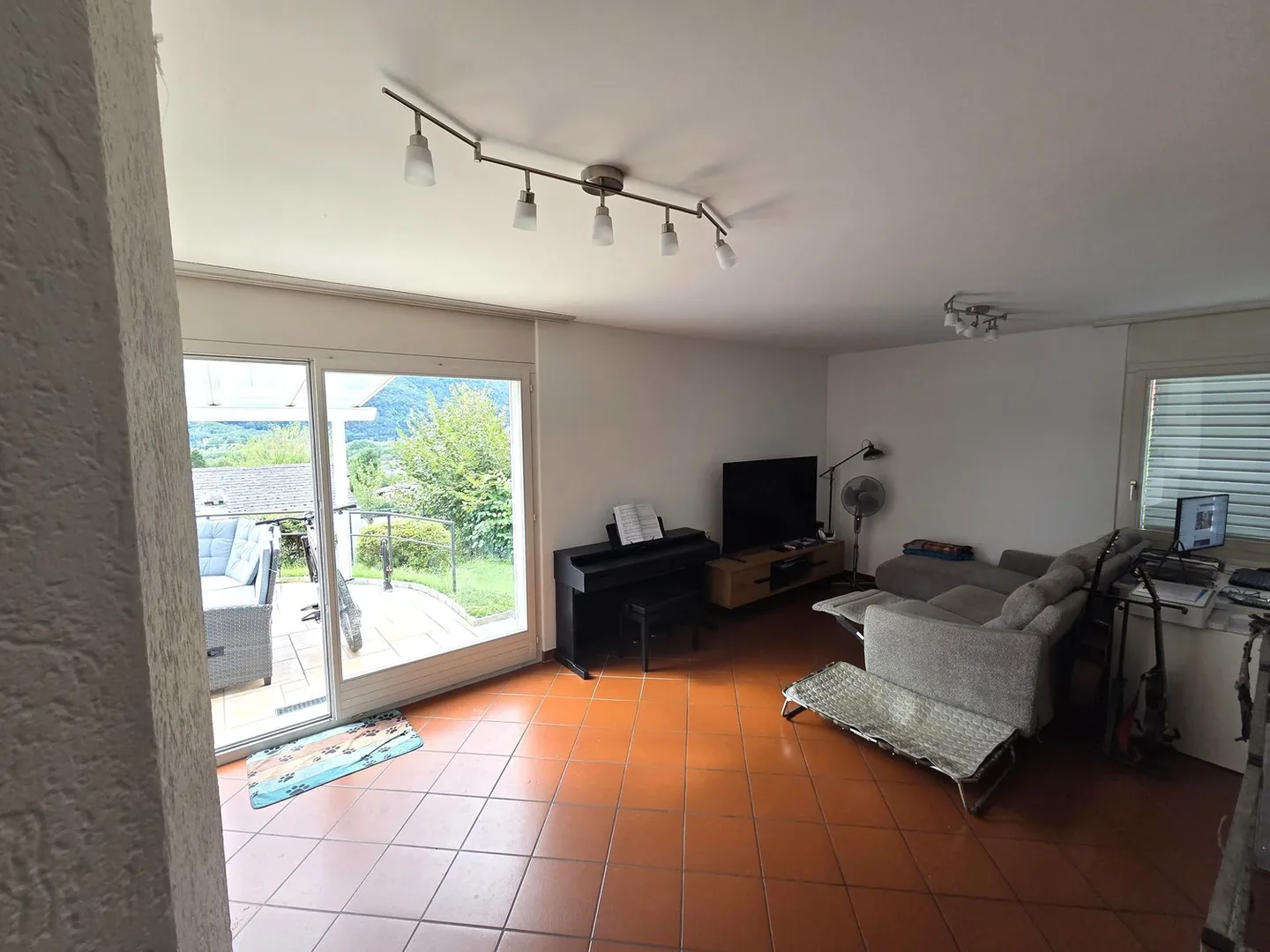 Single-family house in a quiet residential area - Photo 10 of 21