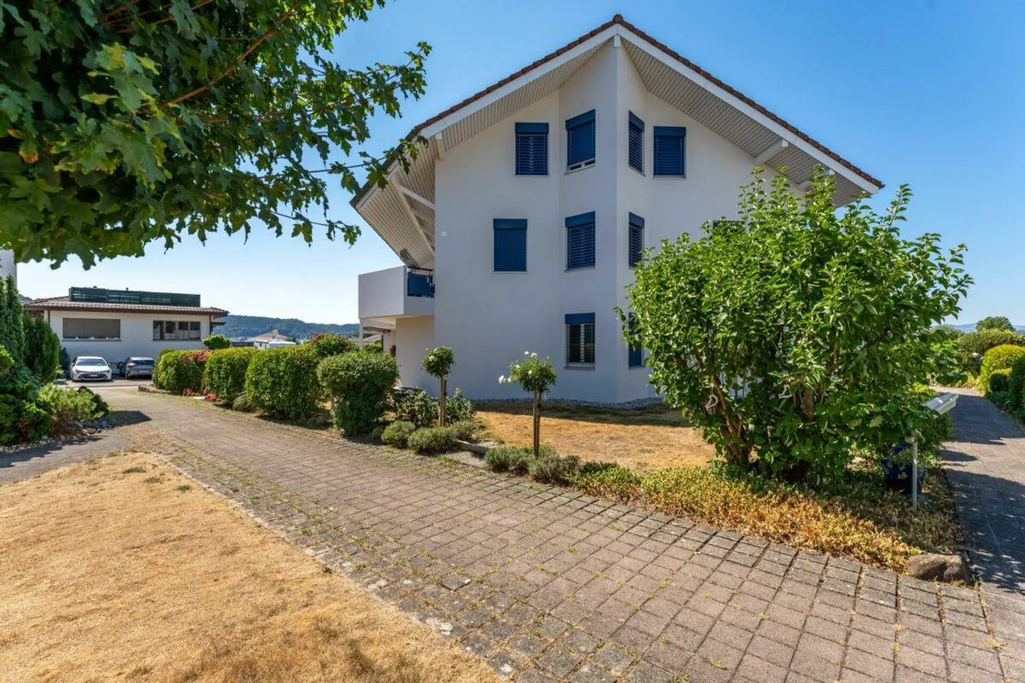 Es Huus em Huus: grossi 6.5-Zemmer-Maisonette-Wohnig - Foto 11 von 12