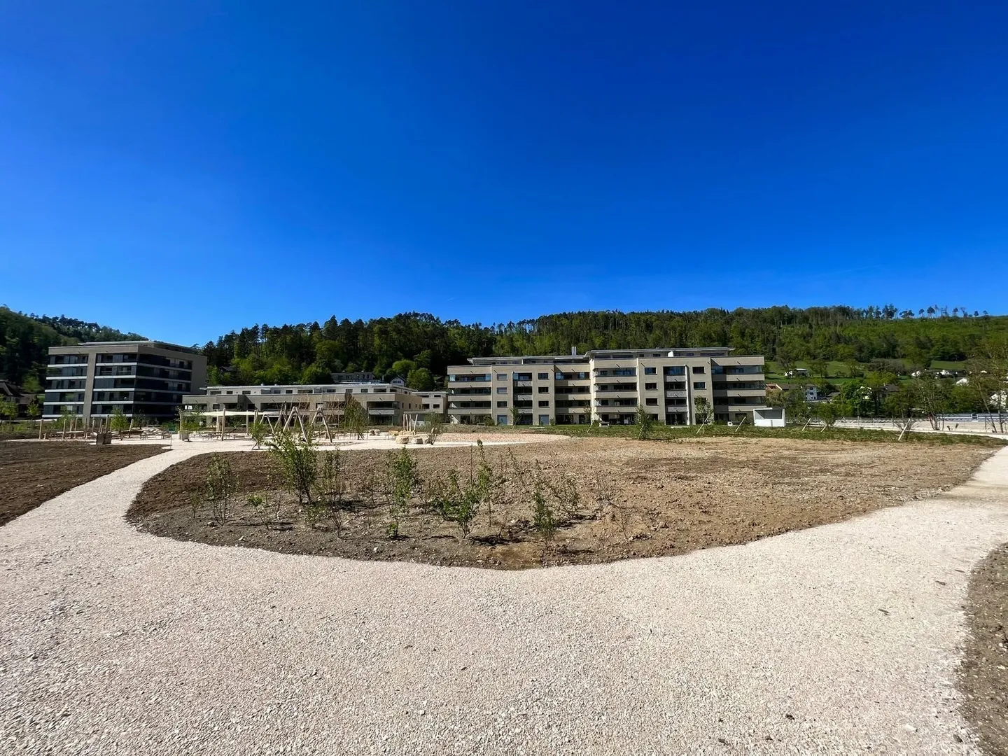 Modern 3.5-room apartment with balcony in a quiet location in Zwingen - Photo 15 of 15