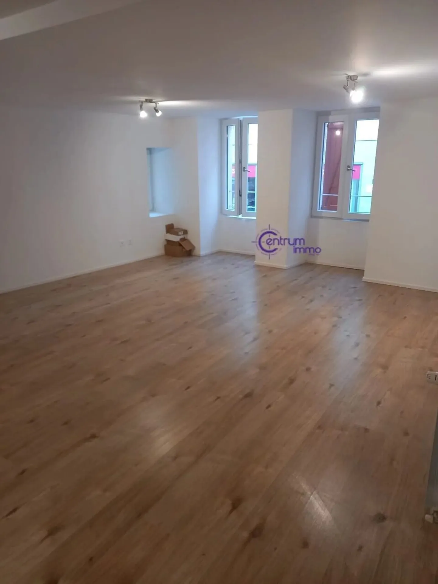 Gebäude mit 7 Wohnungen und einem Geschäftslokal - Foto 5 von 13