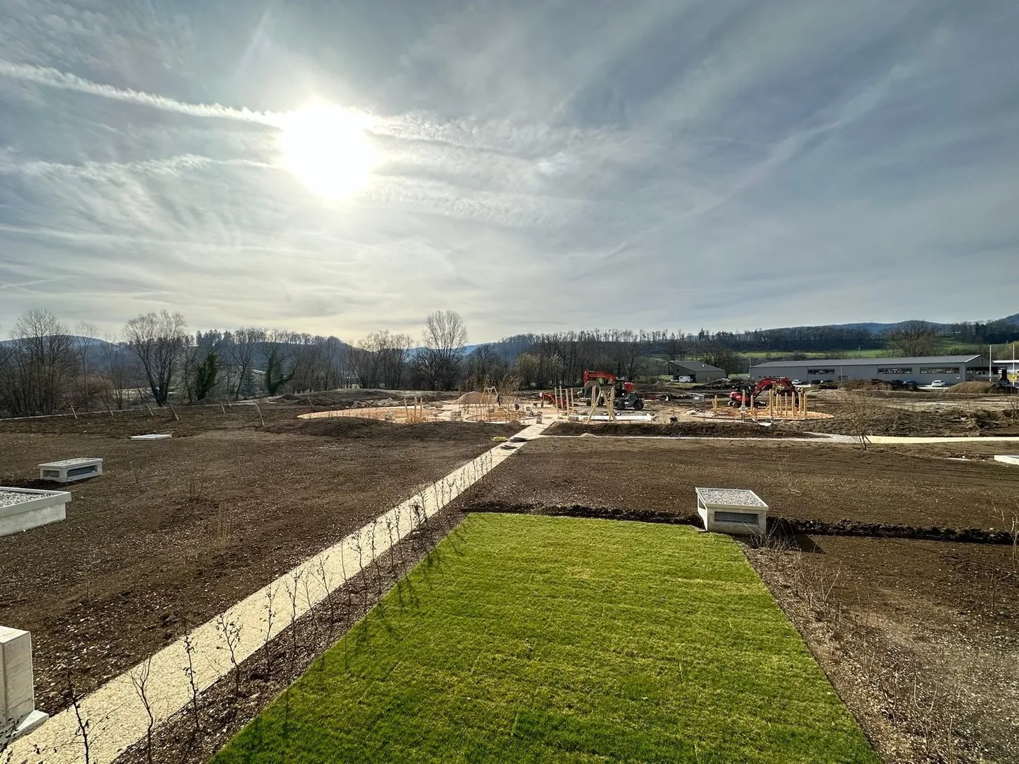Modern 3.5-room apartment with balcony in a quiet location in Zwingen - Photo 13 of 15