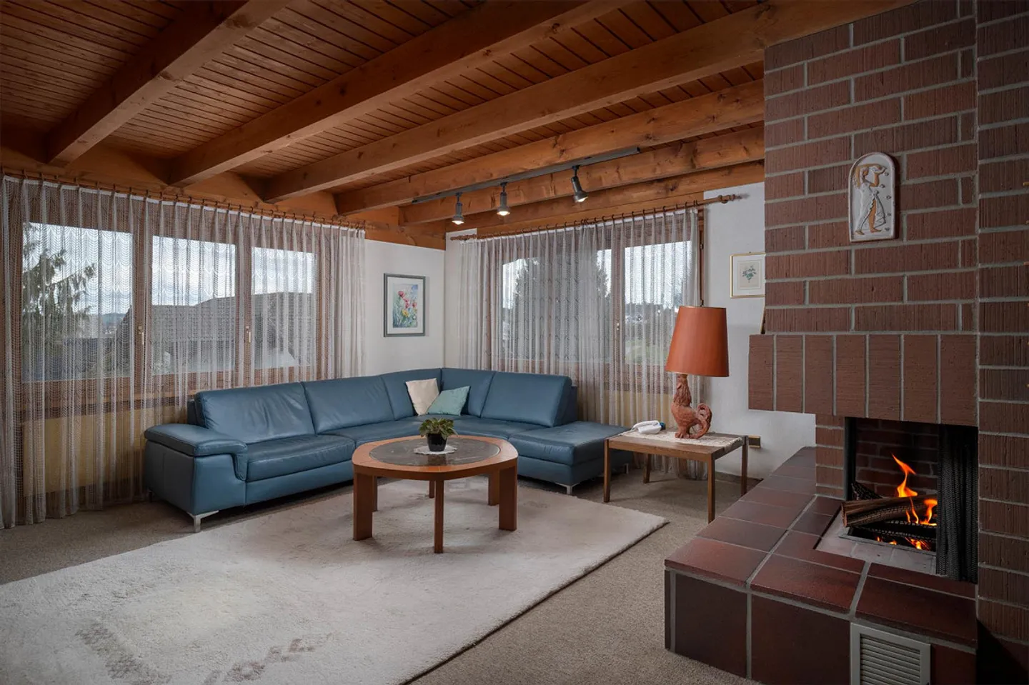 Casa unifamiliare adatta alle famiglie con tanto spazio e potenziale! - Foto 11 di 18