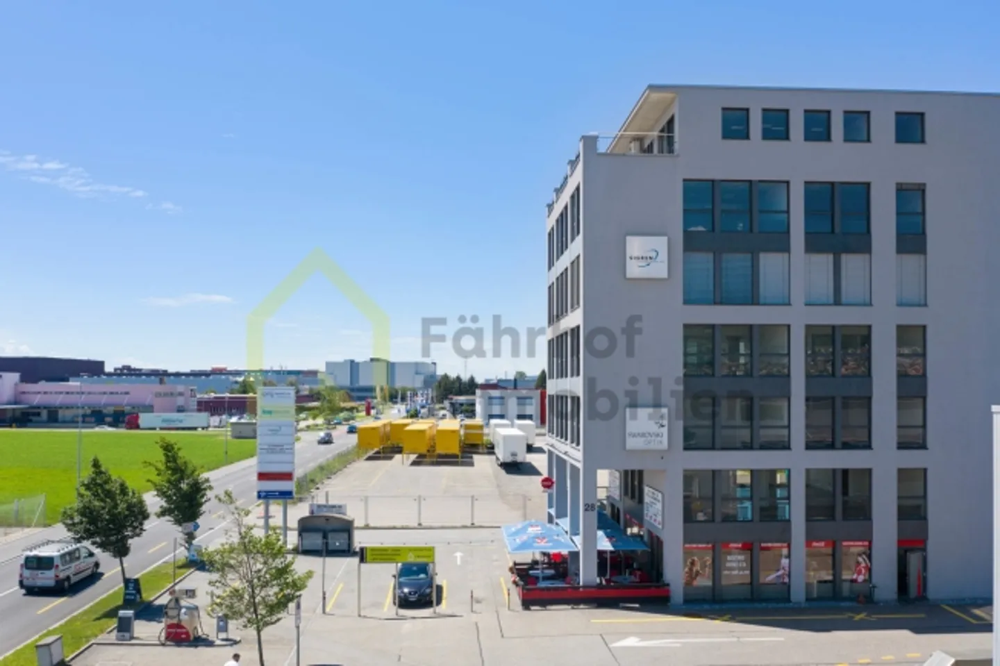 Bright office space in a central location with terrace - Photo 1 of 12