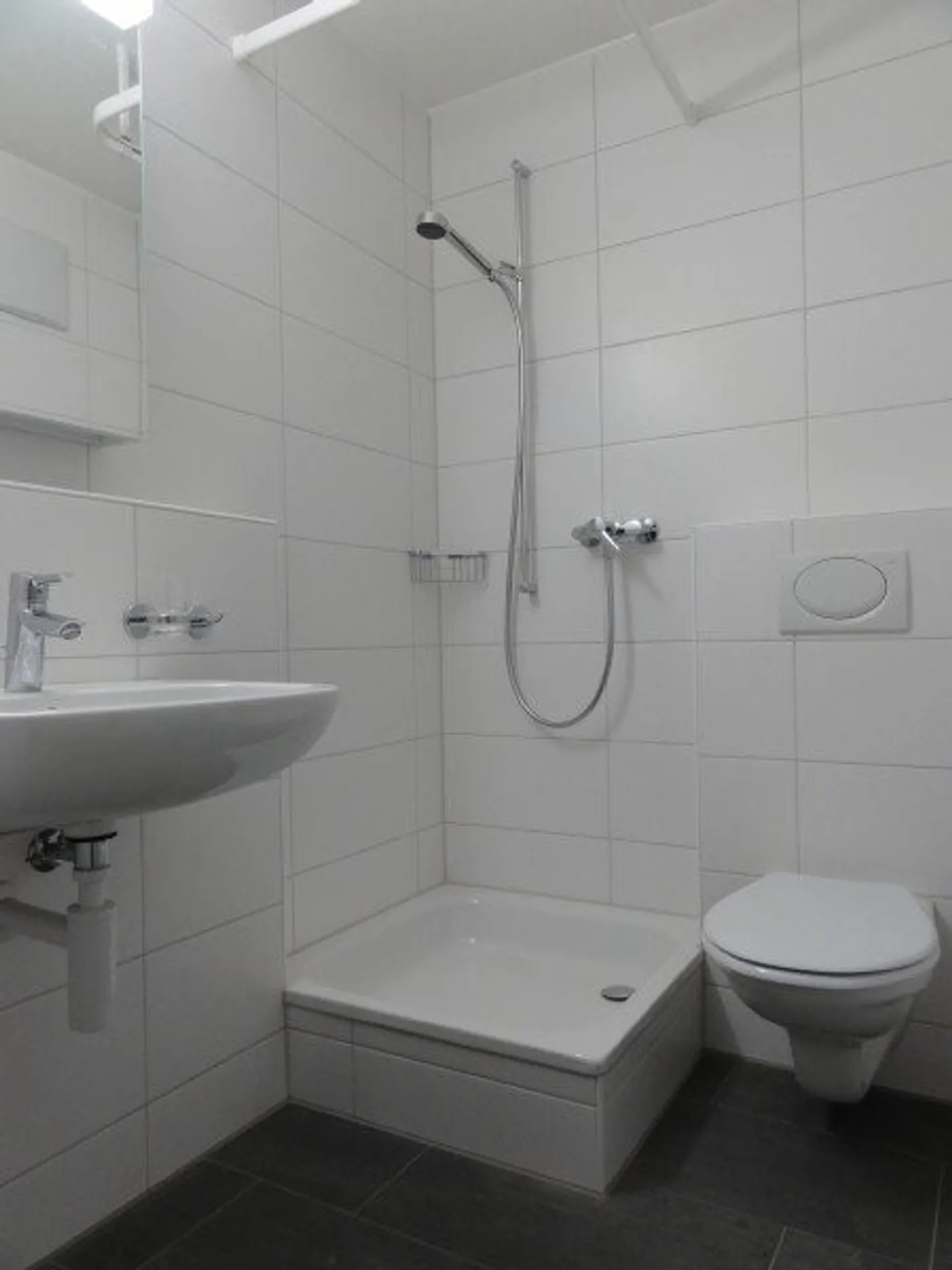 Appartamento moderno a Biel - Foto 6 di 11