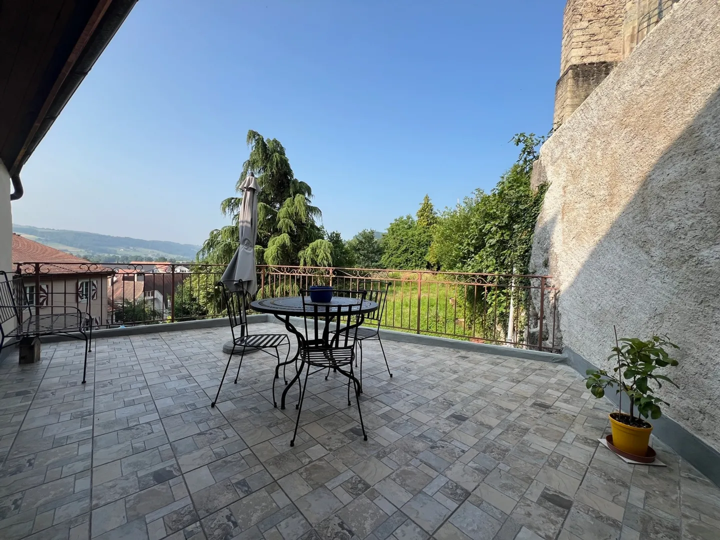 Historical House with 2 Apartments and Private Garden - Photo 2 of 9