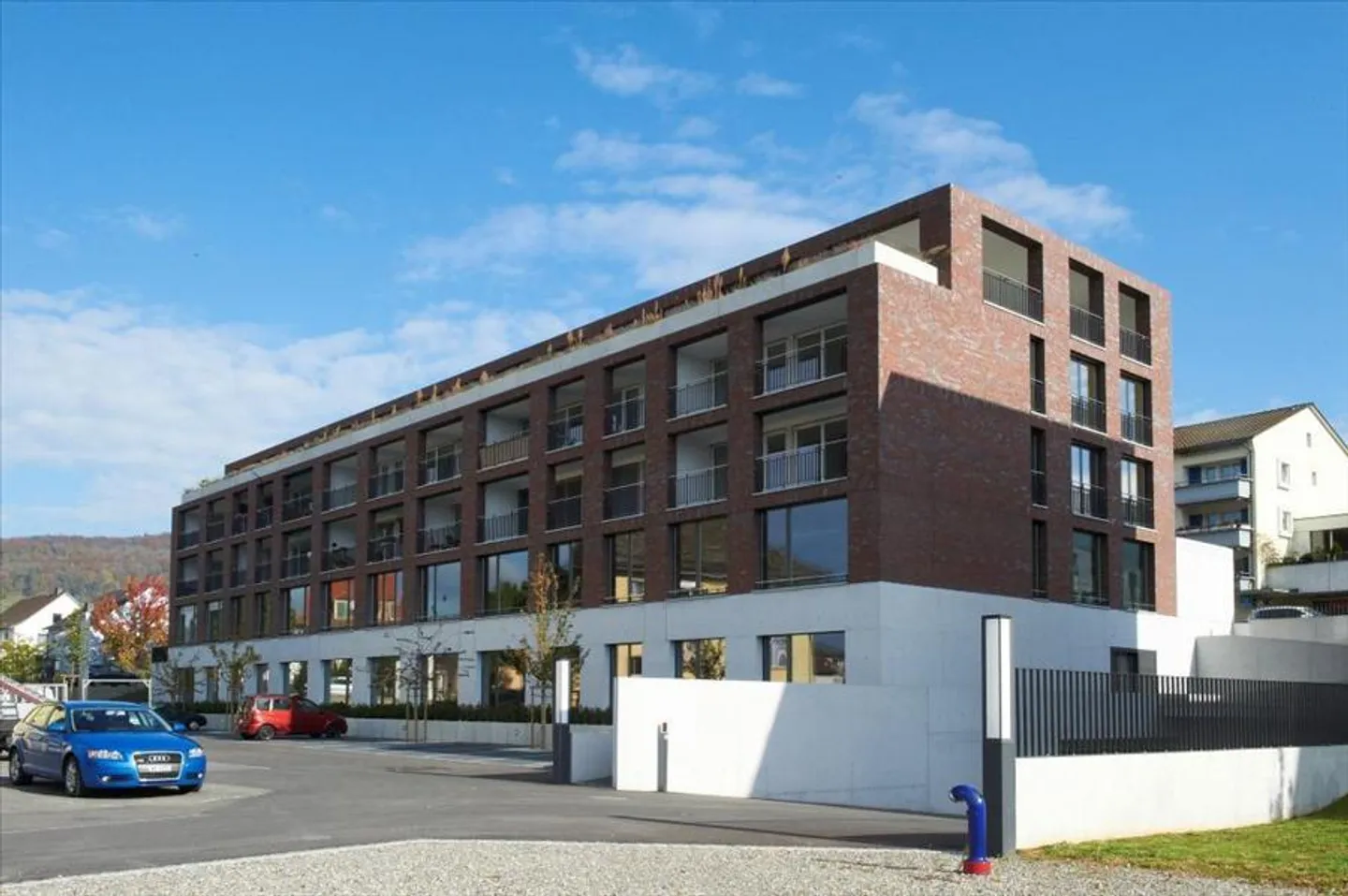 Studio Moderno Vicino alla Stazione - Foto 2 di 5
