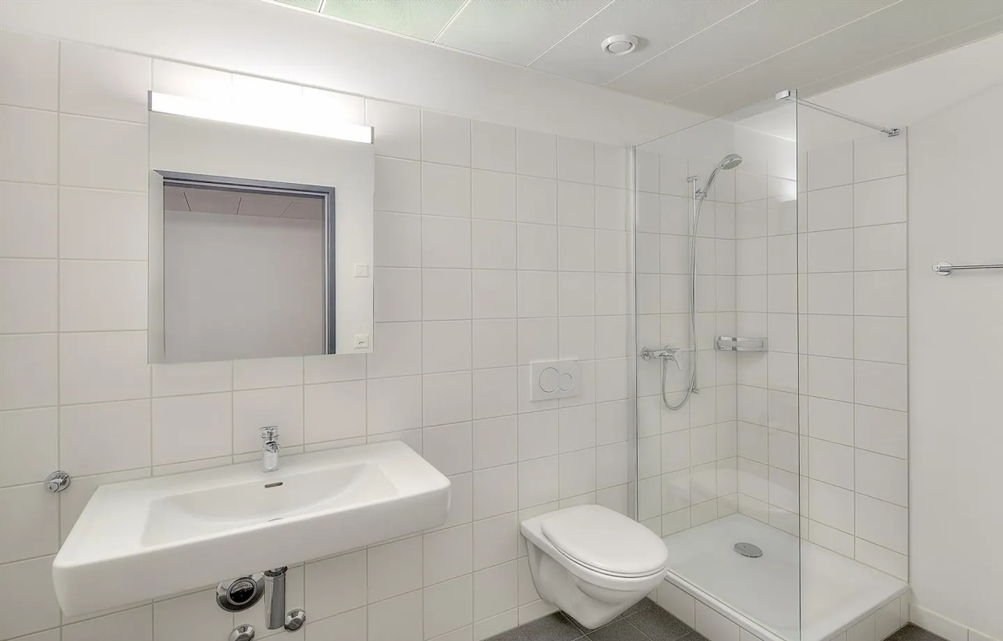 Studio Moderno Vicino alla Stazione - Foto 5 di 5