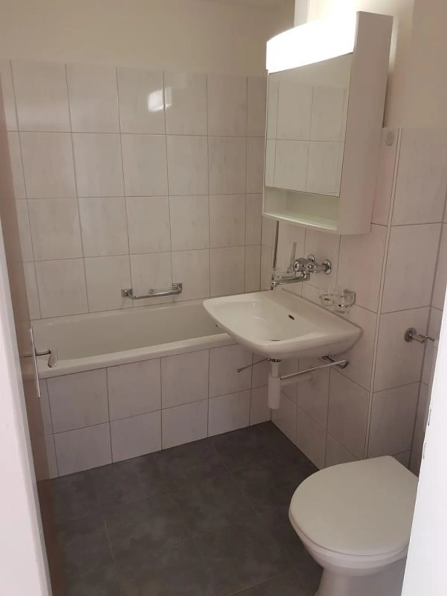Lichtdurchflutete Wohnung in Zentrumsnähe - Foto 8 di 10