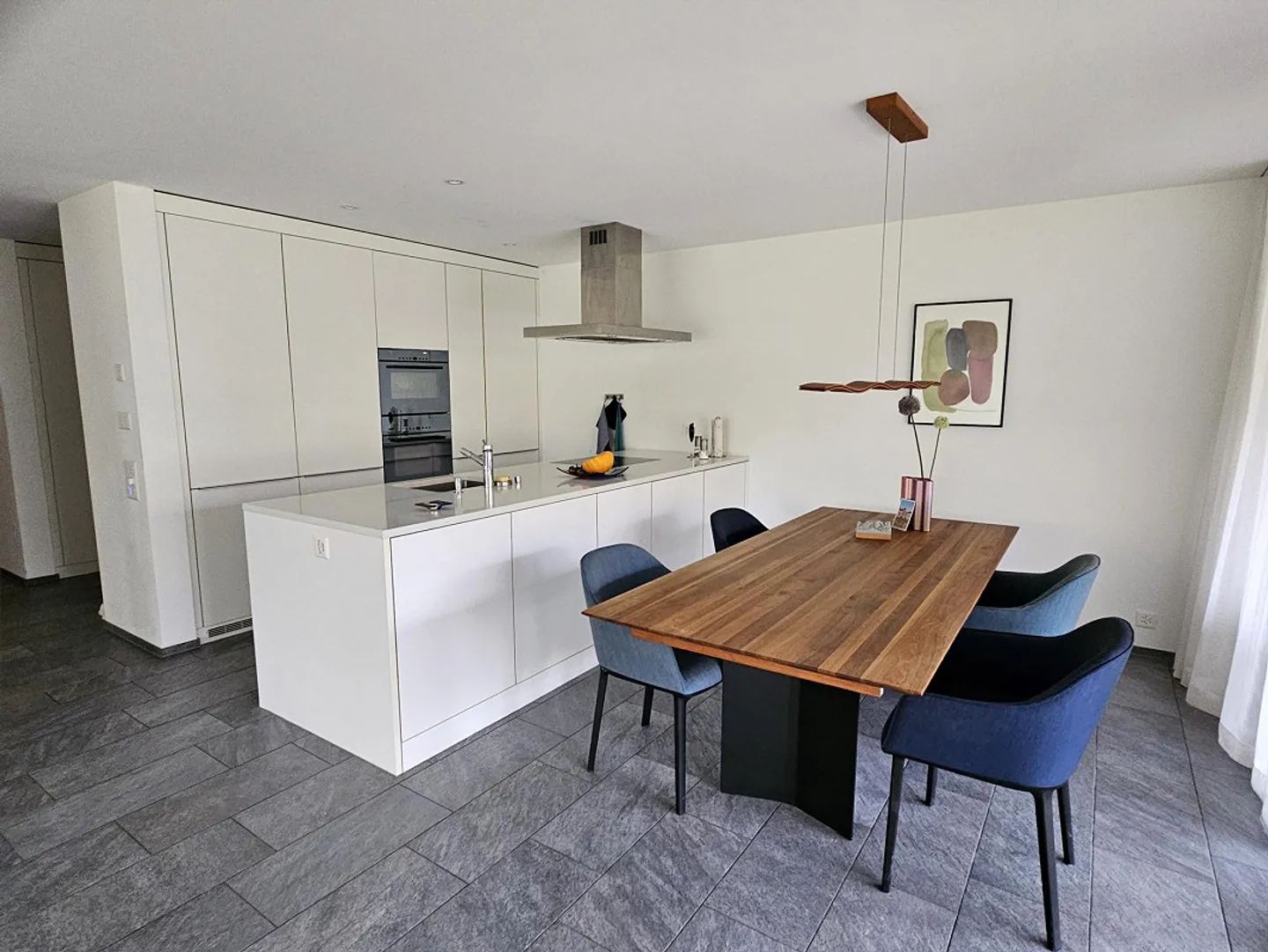 EXKLUSIVITÄT MIT EINZIGARTIGEM GARTENSITZPLATZ - Photo 3 sur 7