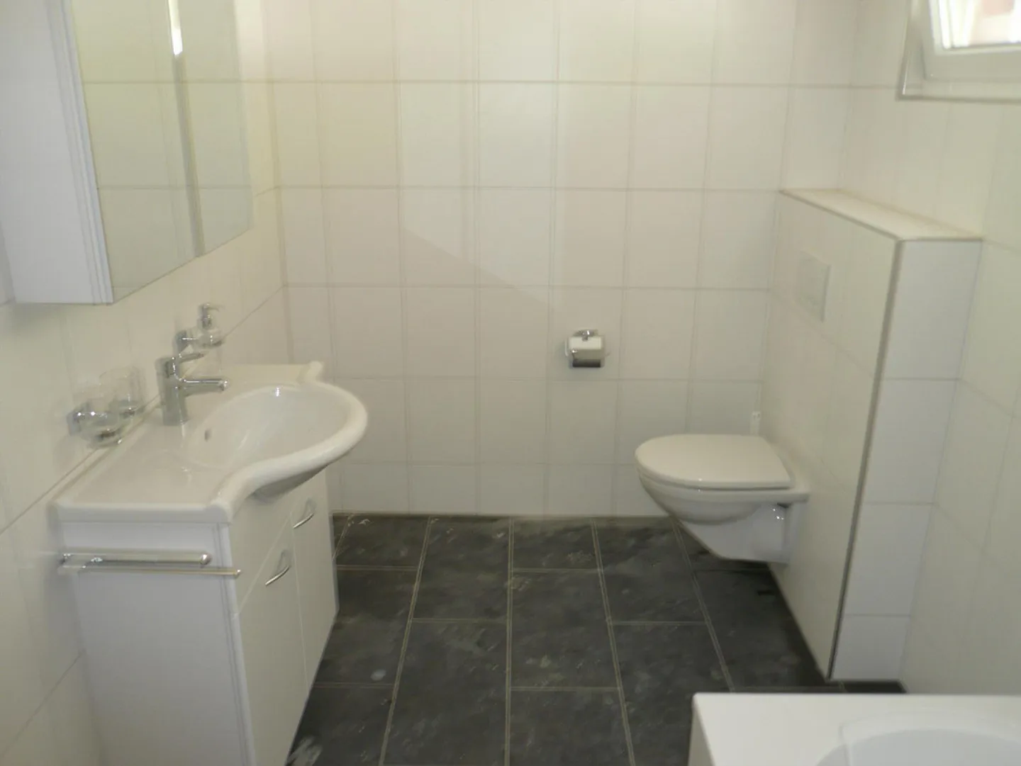 Spacious 3.5-room apartment C04 - Photo 2 of 4