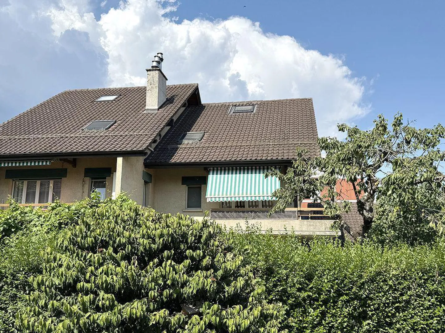 Bel appartamento duplex di 5.5 locali con balcone a Gland - Foto 12 di 12