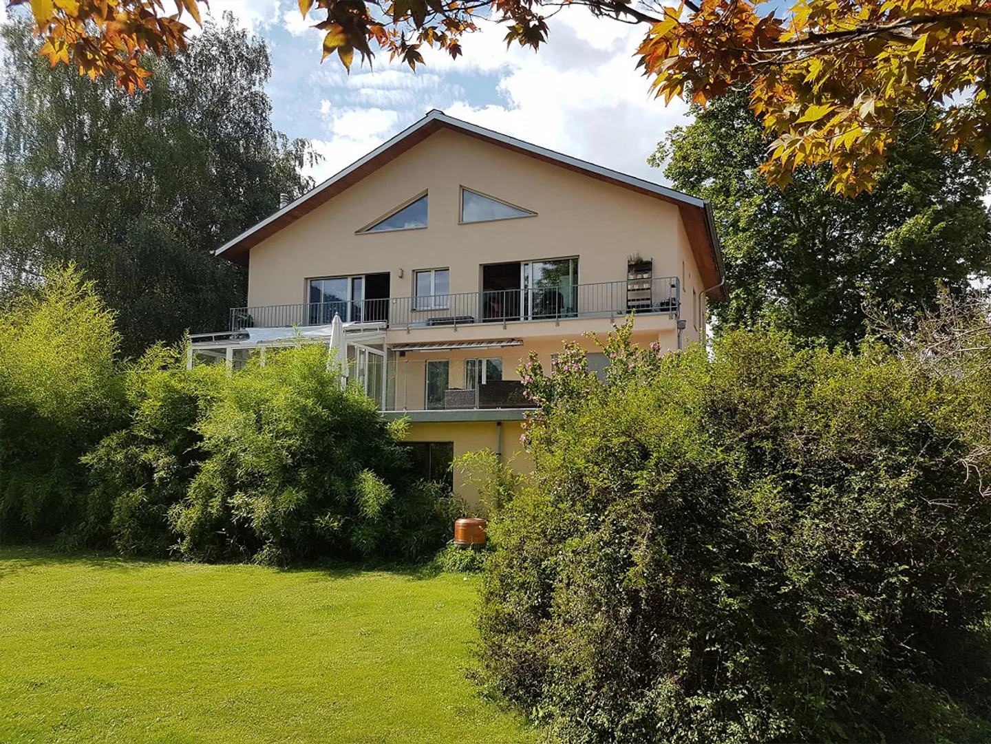 Spacious modern 5.5 room apartment in Maienfeld - Photo 1 of 12