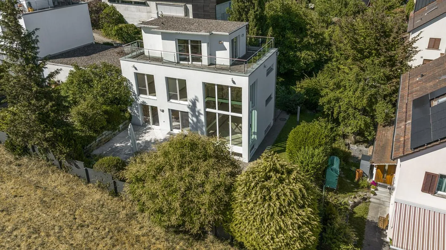 Maison individuelle lumineuse à Winterthur avec jardin et terrasse - Photo 5 sur 6