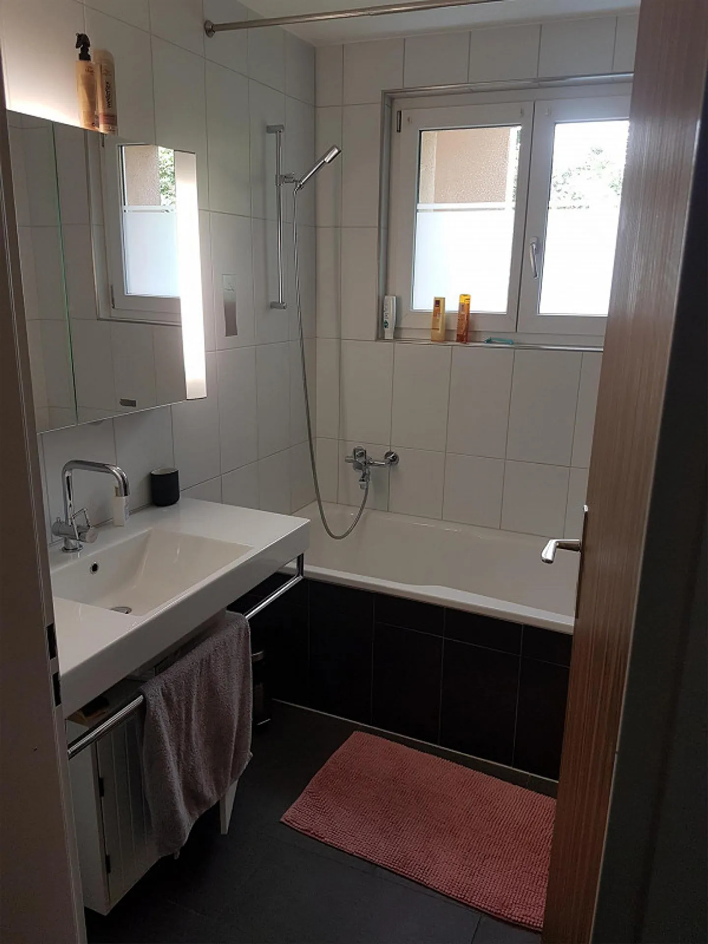 Spacious modern 5.5 room apartment in Maienfeld - Photo 10 of 12