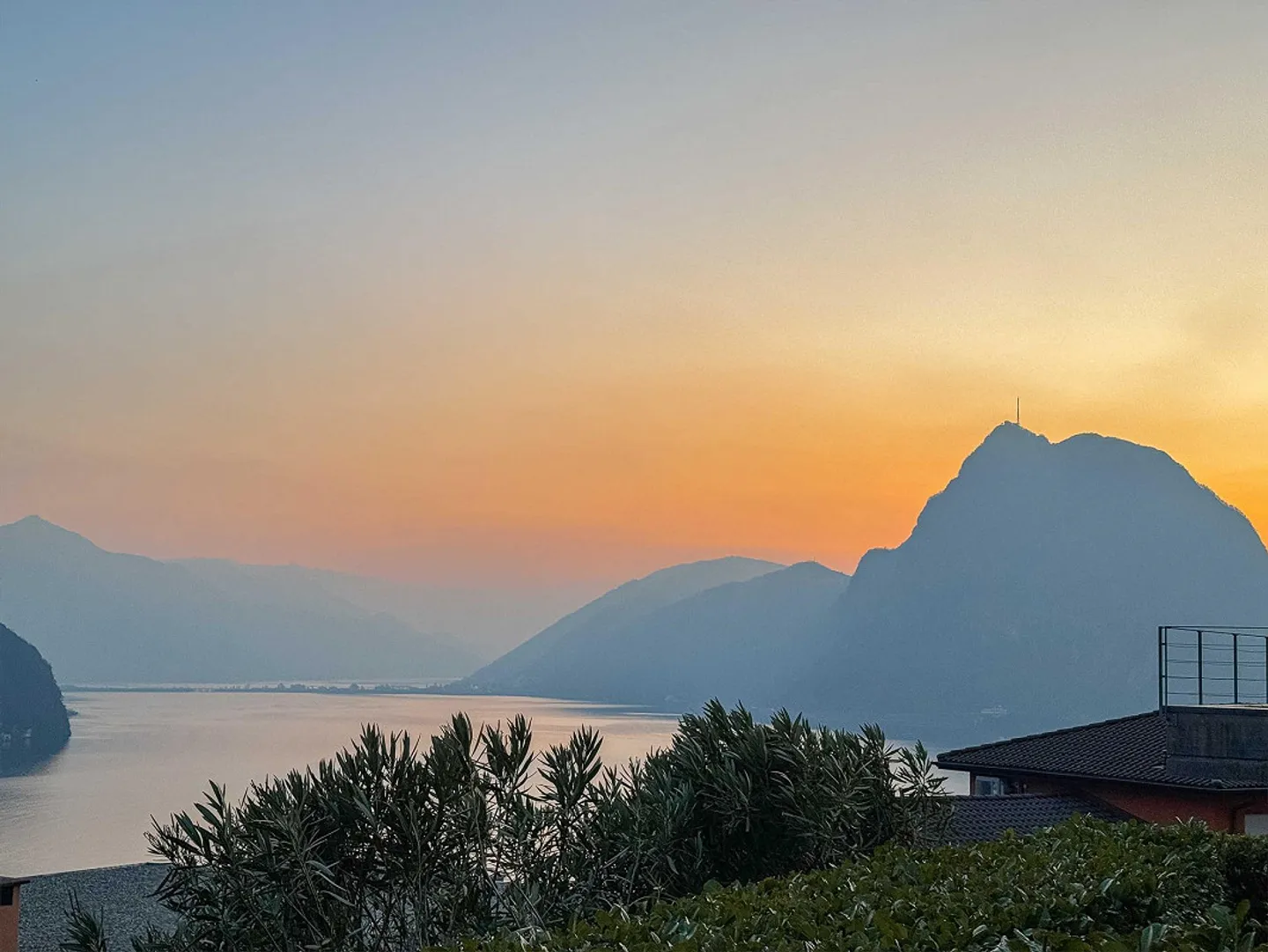 Terraced house with lake view in Castagnola - Photo 1 of 7