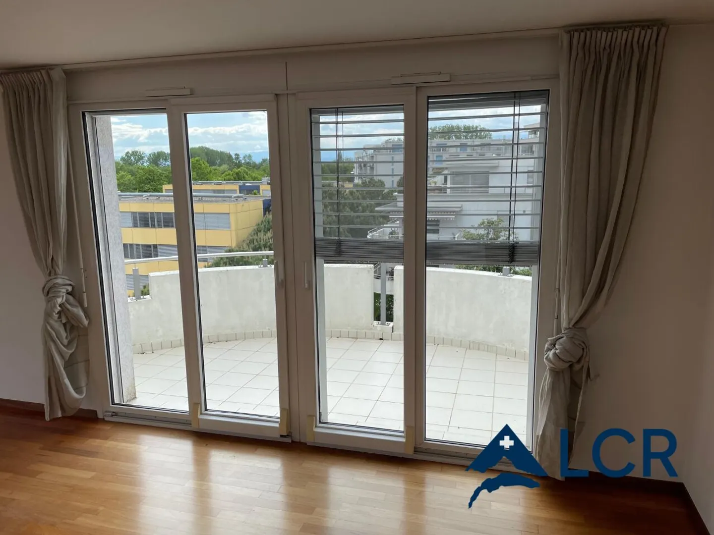 Beautiful apartment for short term rental in Lausanne / furnished / 3 bedrooms / 2 bathrooms / 1 terrace - Photo 10 of 11