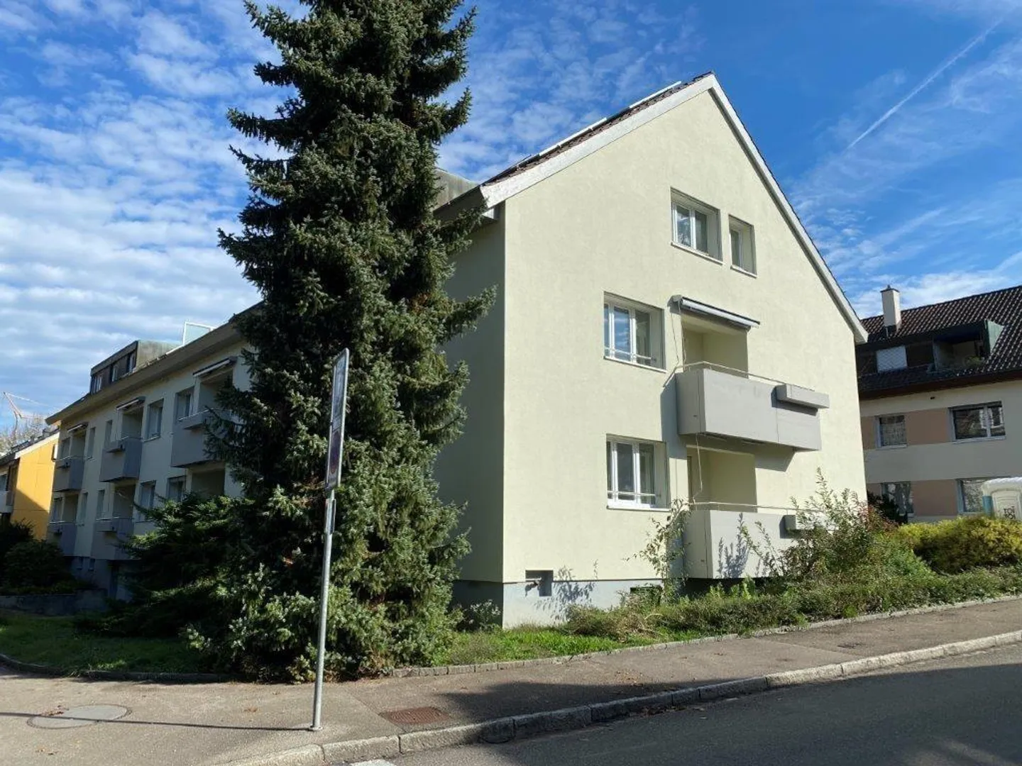 Appartement rénové de rêve - Photo 2 sur 7