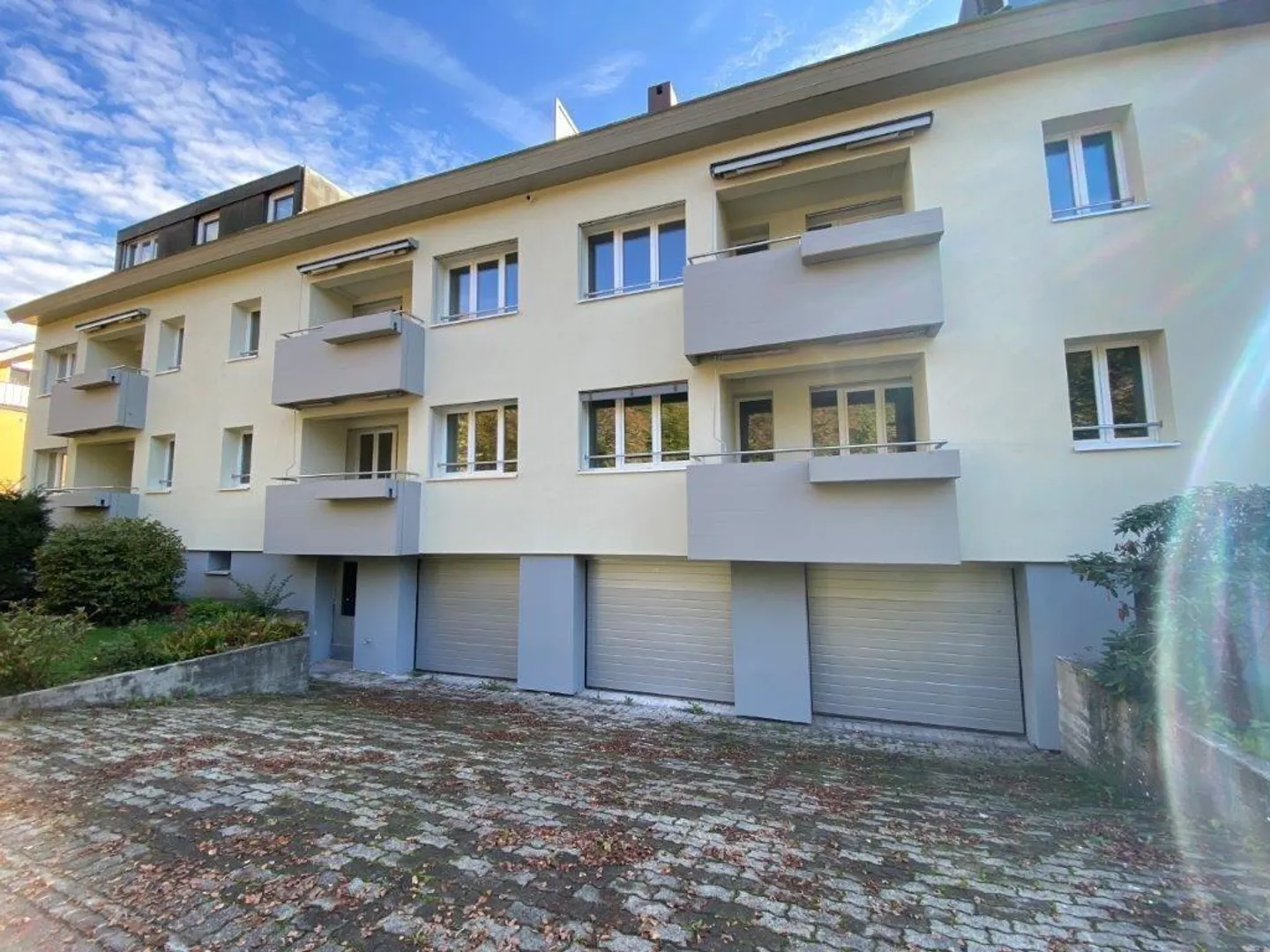 Appartement rénové de rêve - Photo 3 sur 7