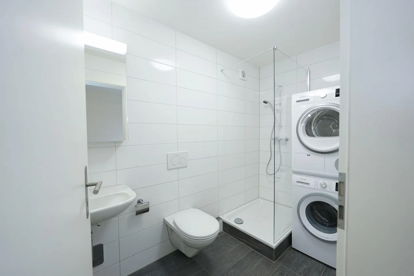 Appartement rénové de rêve - Photo 6 sur 7