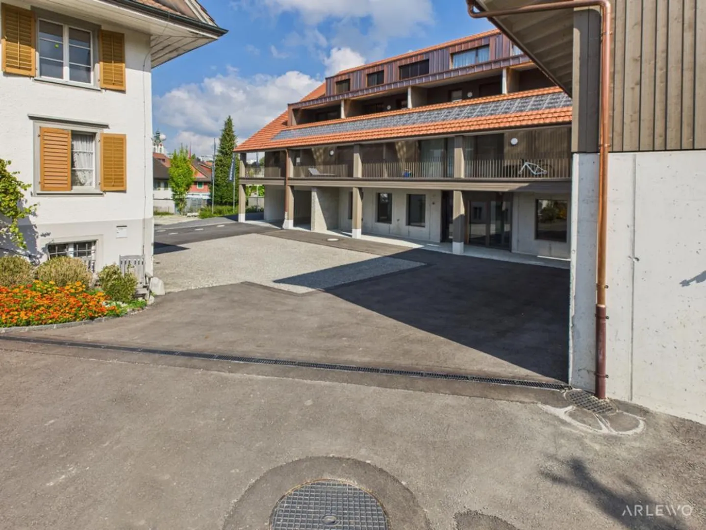 Moderne Wohnung mit grosszügiger Loggia - Foto 1 von 4