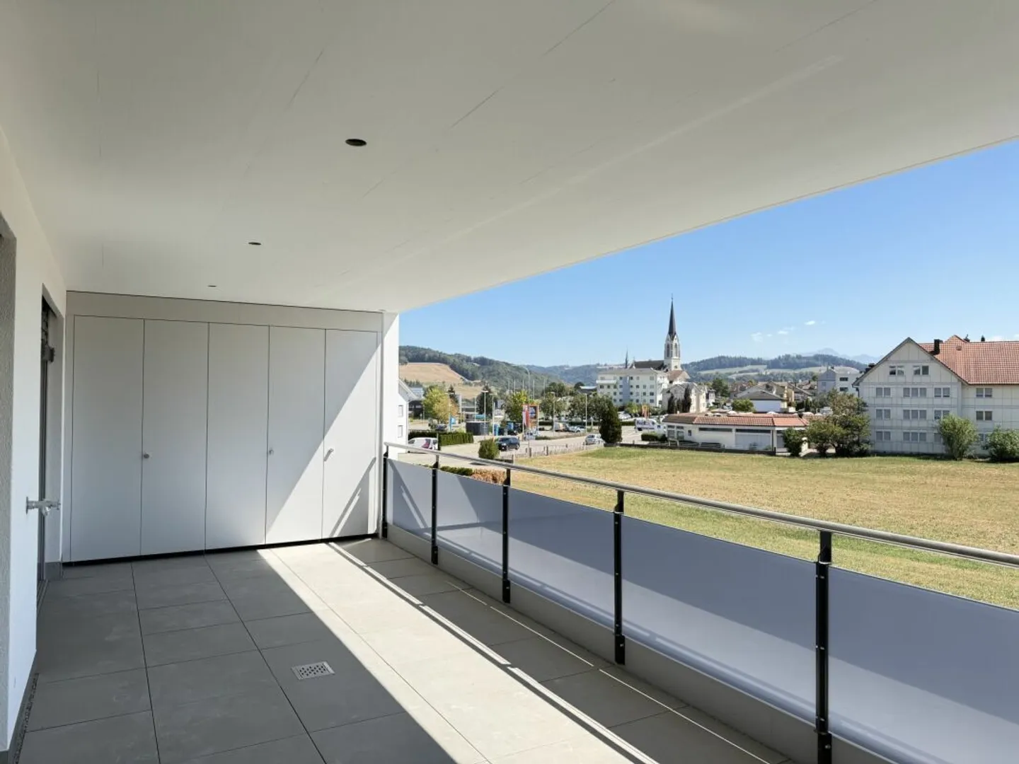 Wunderschöne Neubauwohnung mit Aussicht - Foto 5 von 9