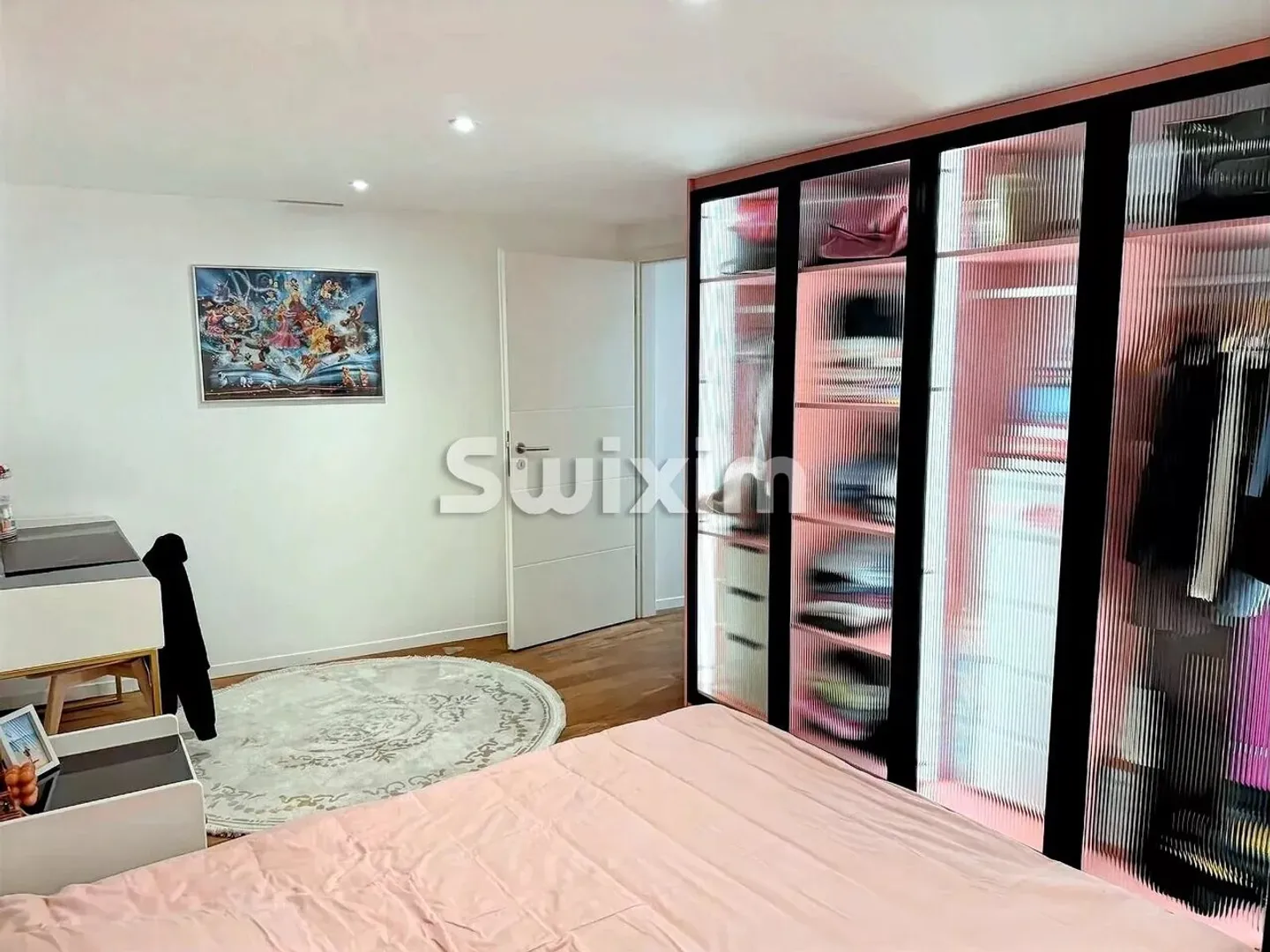 CONTEMPORARY ARCHITECT-DESIGNED VILLA NESTLED IN AN AUTHENTIC VILLAGE HOUSE - Photo 5 sur 11