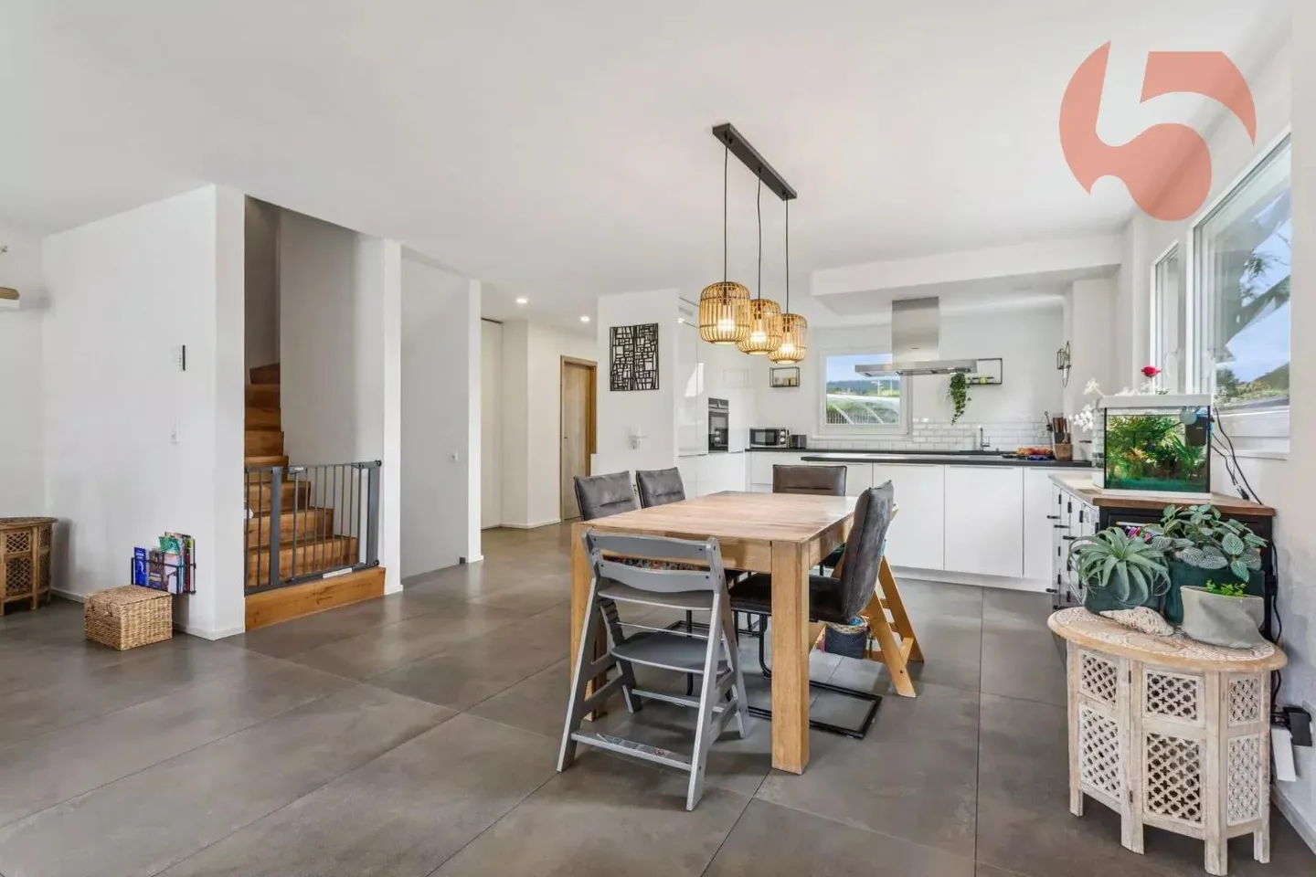 Charming Townhouse in Areuse - Photo 3 of 13