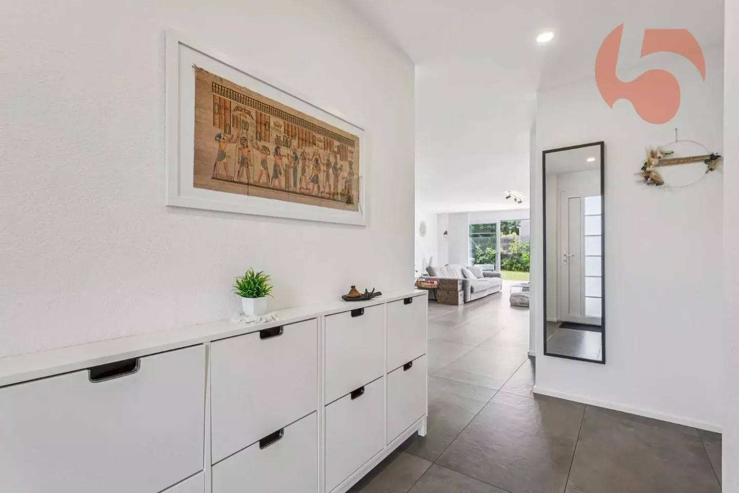 Charming Townhouse in Areuse - Photo 5 of 13