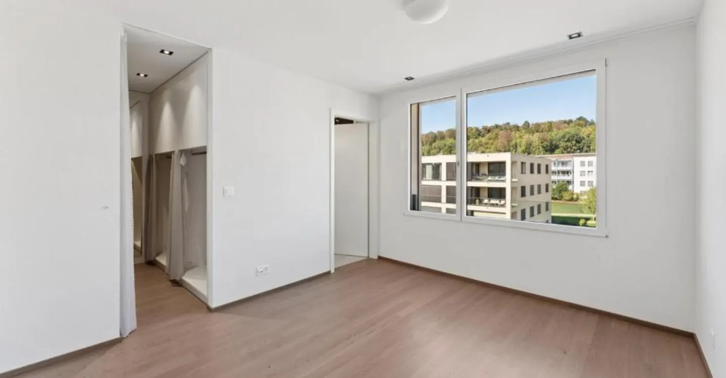 Beautiful 4.5 room apartment located - Photo 3 of 13