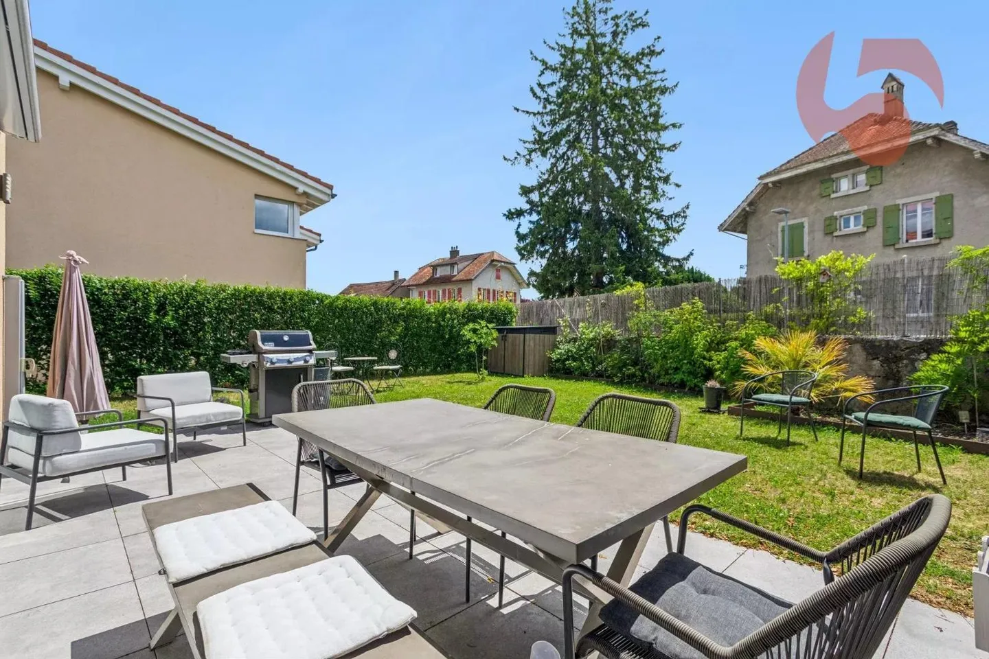 Charming Townhouse in Areuse - Photo 12 of 13