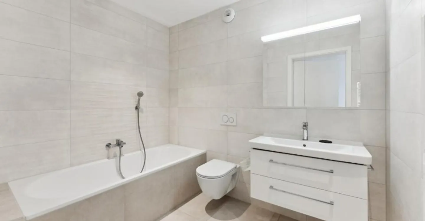 Beautiful 4.5 room apartment located - Photo 8 of 13