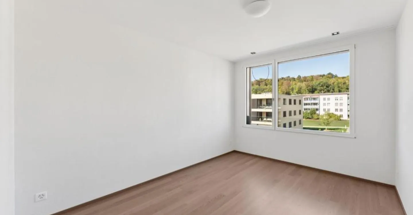 Beautiful 4.5 room apartment located - Photo 5 of 13