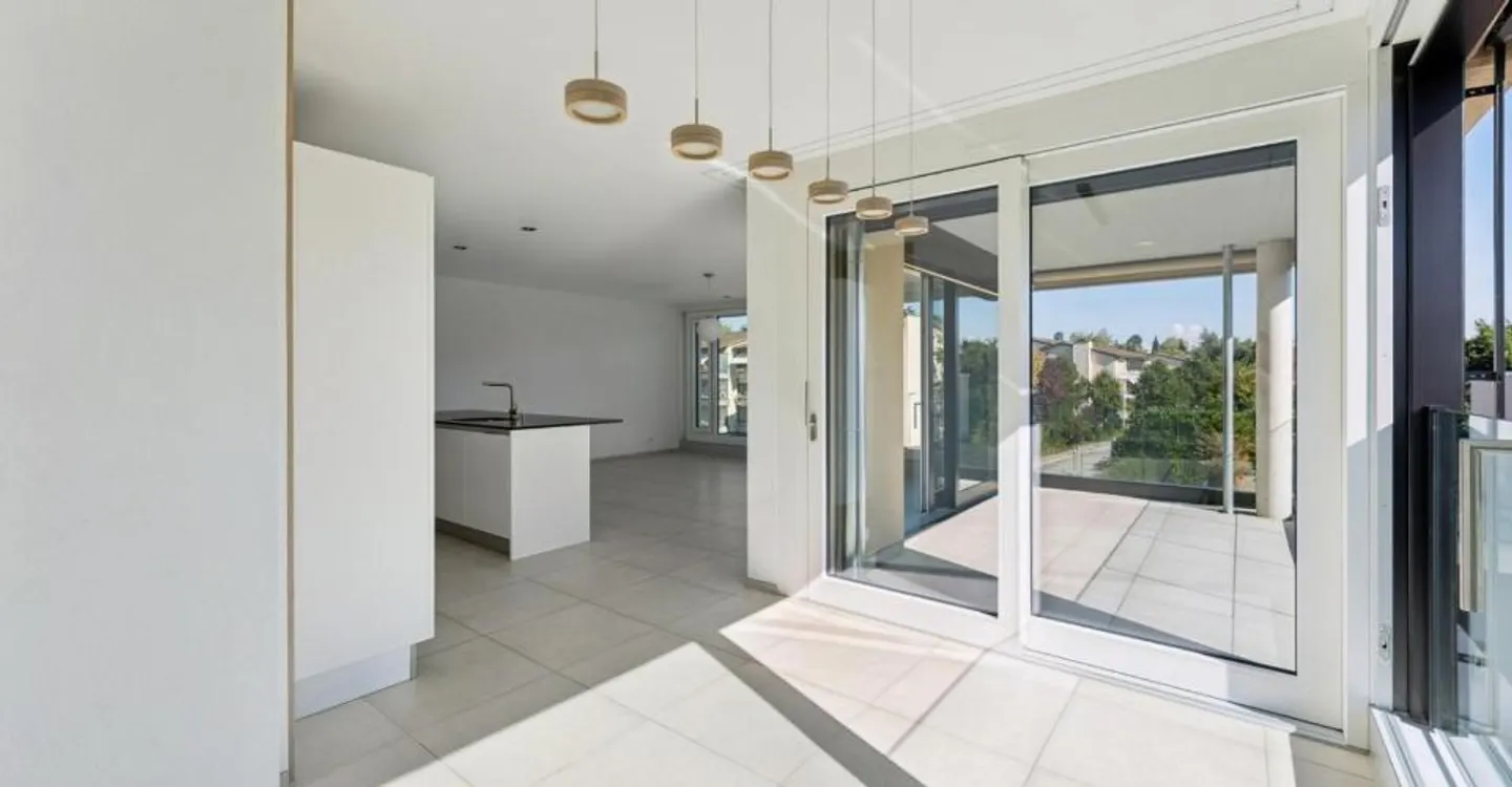 Beautiful 4.5 room apartment located - Photo 10 of 13