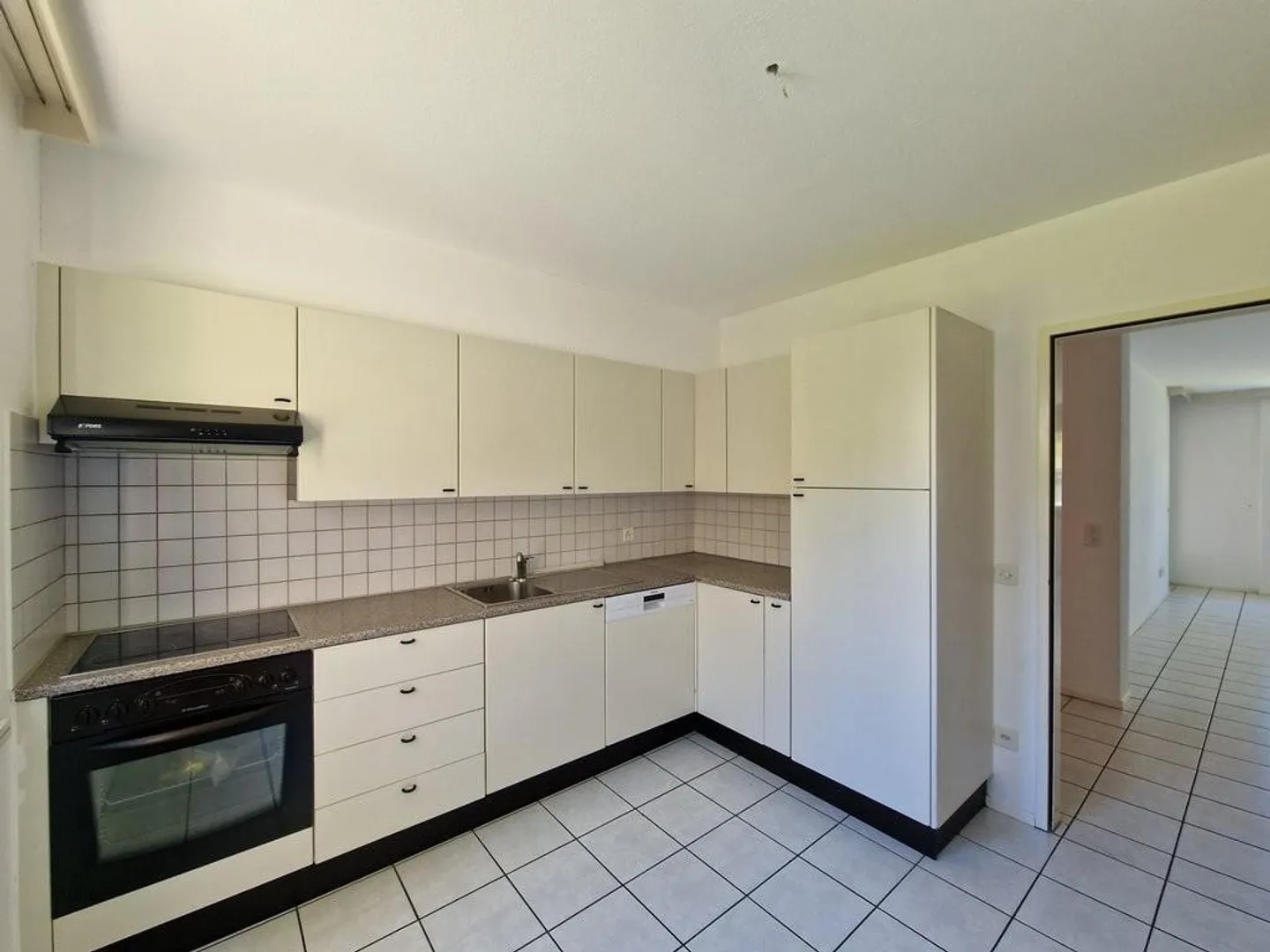 FOR RENT APARTMENTS IN MORBIO INFERIORE - Photo 4 of 10